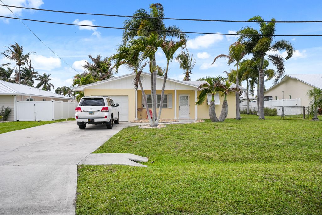 Photo of 1459 SW Seahawk Way, Palm City, FL 34990 (MLS # B26020731)