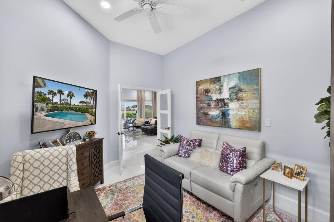 IBIS GOLF AND COUNTRY CLUB - Residential