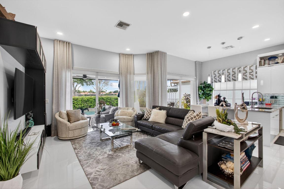 IBIS GOLF AND COUNTRY CLUB - Residential