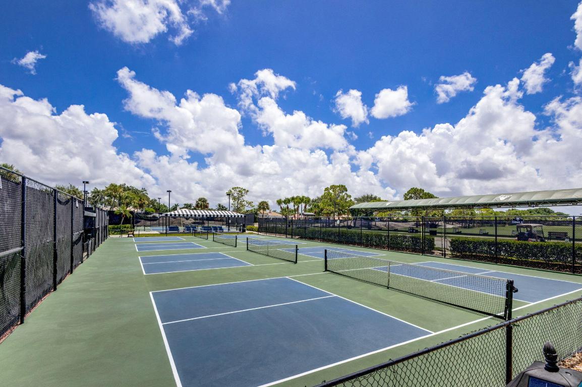 IBIS GOLF AND COUNTRY CLUB - Residential