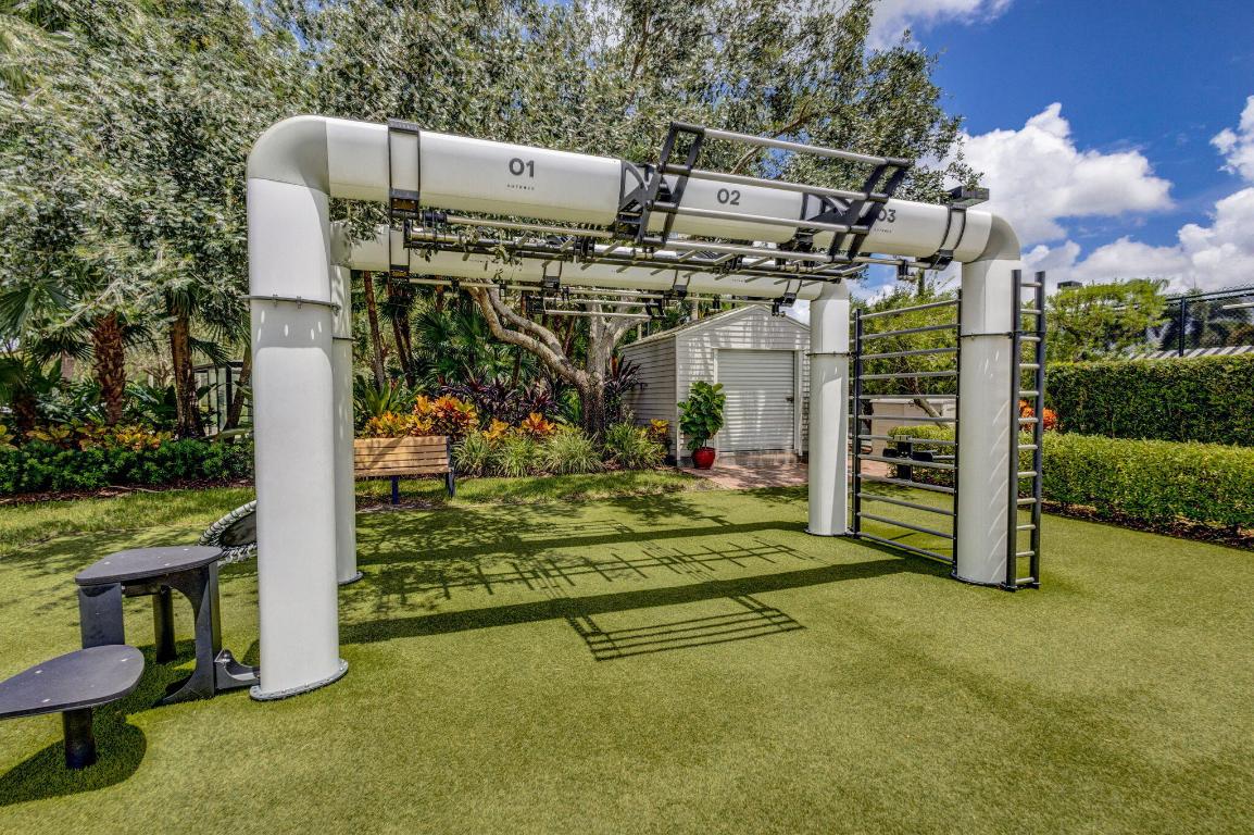 IBIS GOLF AND COUNTRY CLUB - Residential