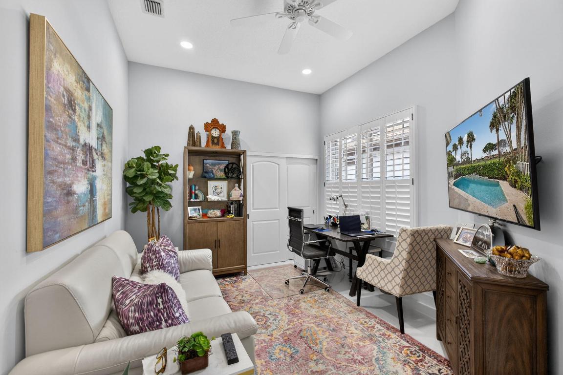 IBIS GOLF AND COUNTRY CLUB - Residential