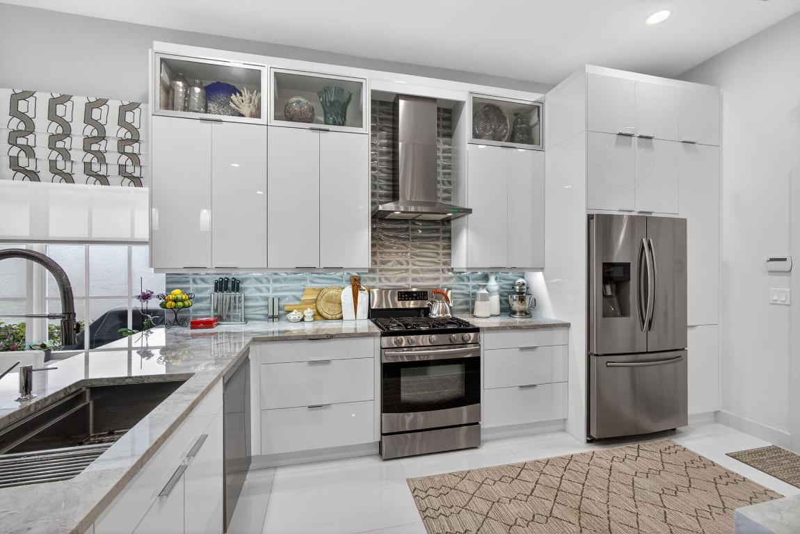 IBIS GOLF AND COUNTRY CLUB - Residential