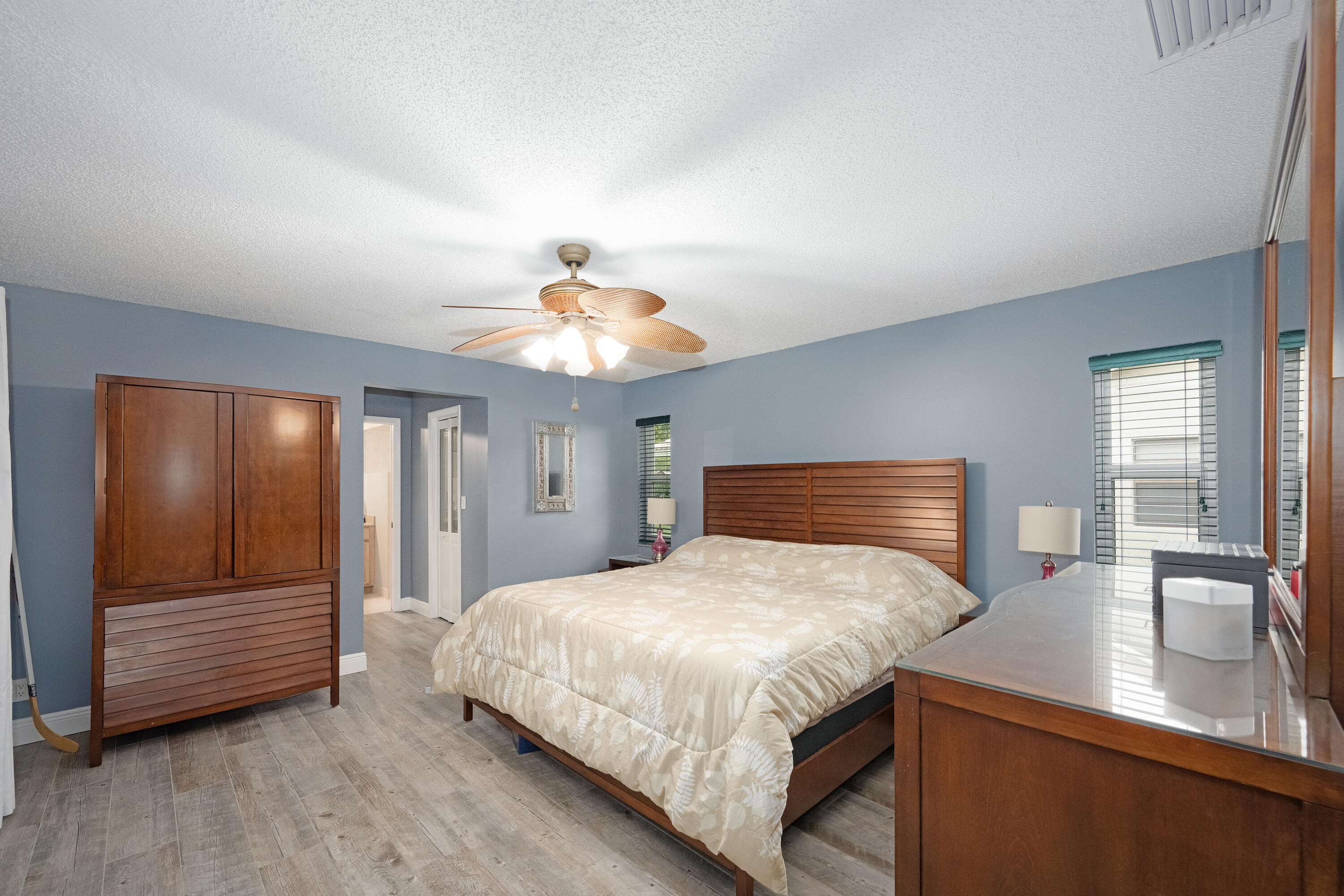 PINE RIDGE - Residential