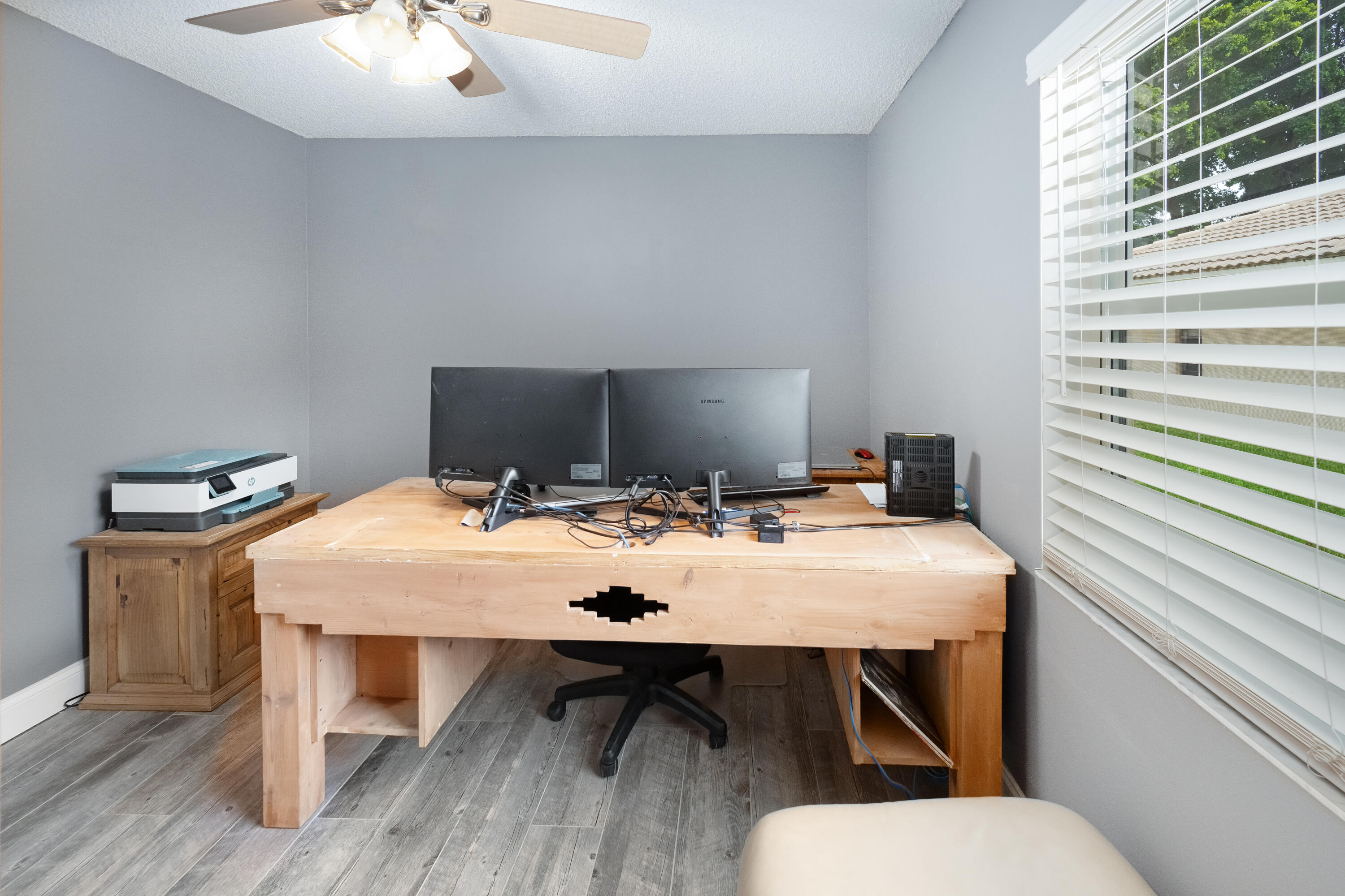 PINE RIDGE - Residential