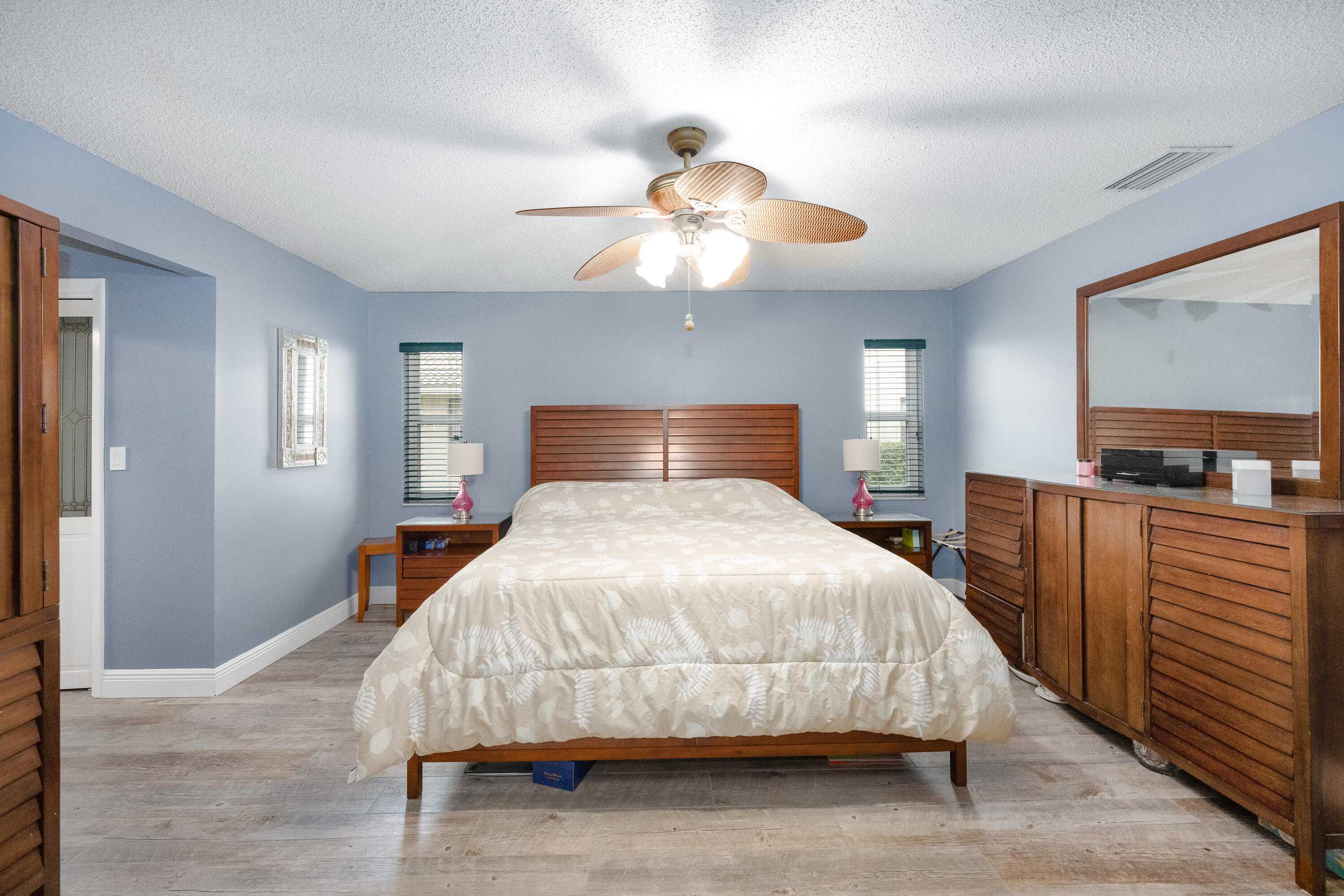 PINE RIDGE - Residential