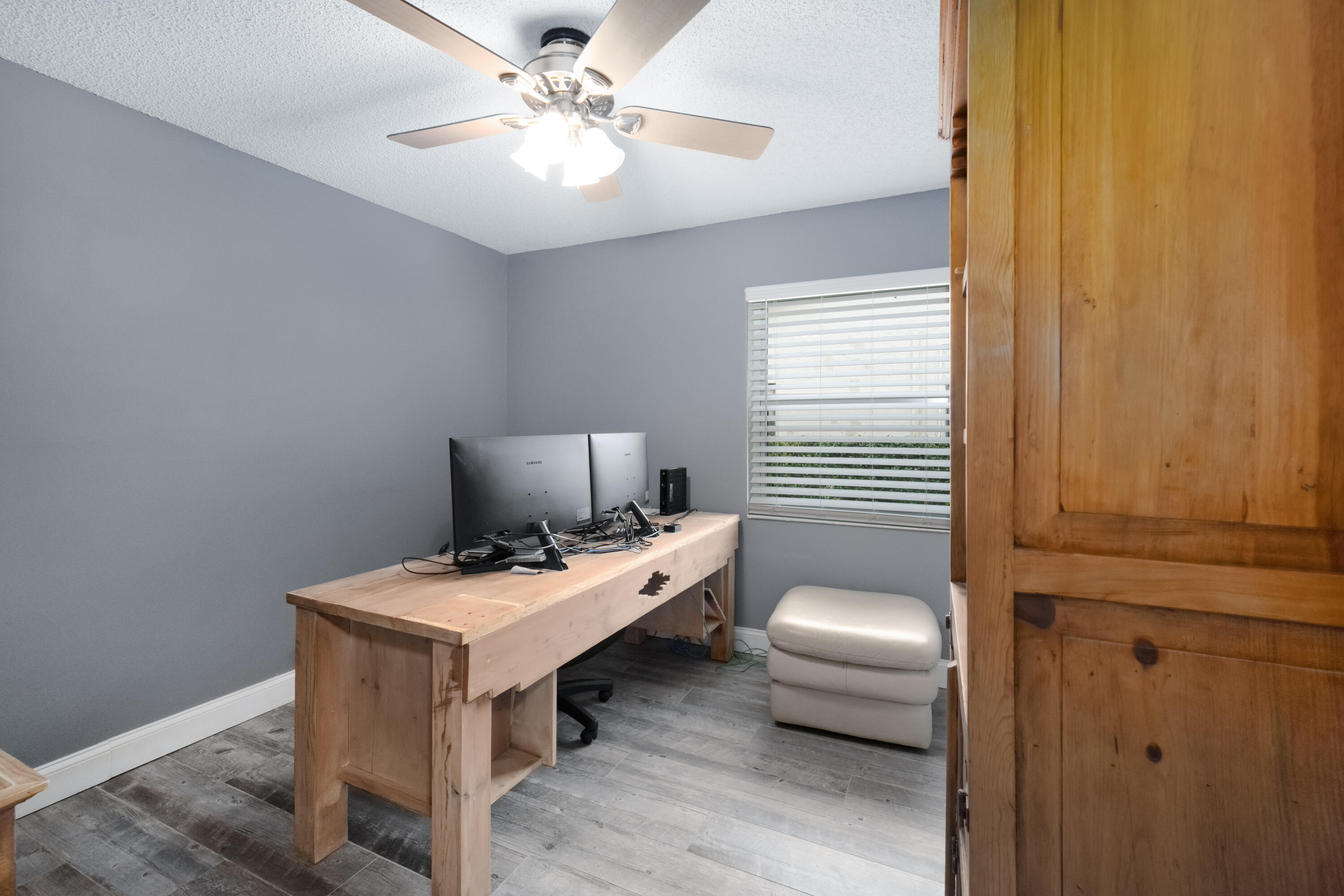 PINE RIDGE - Residential