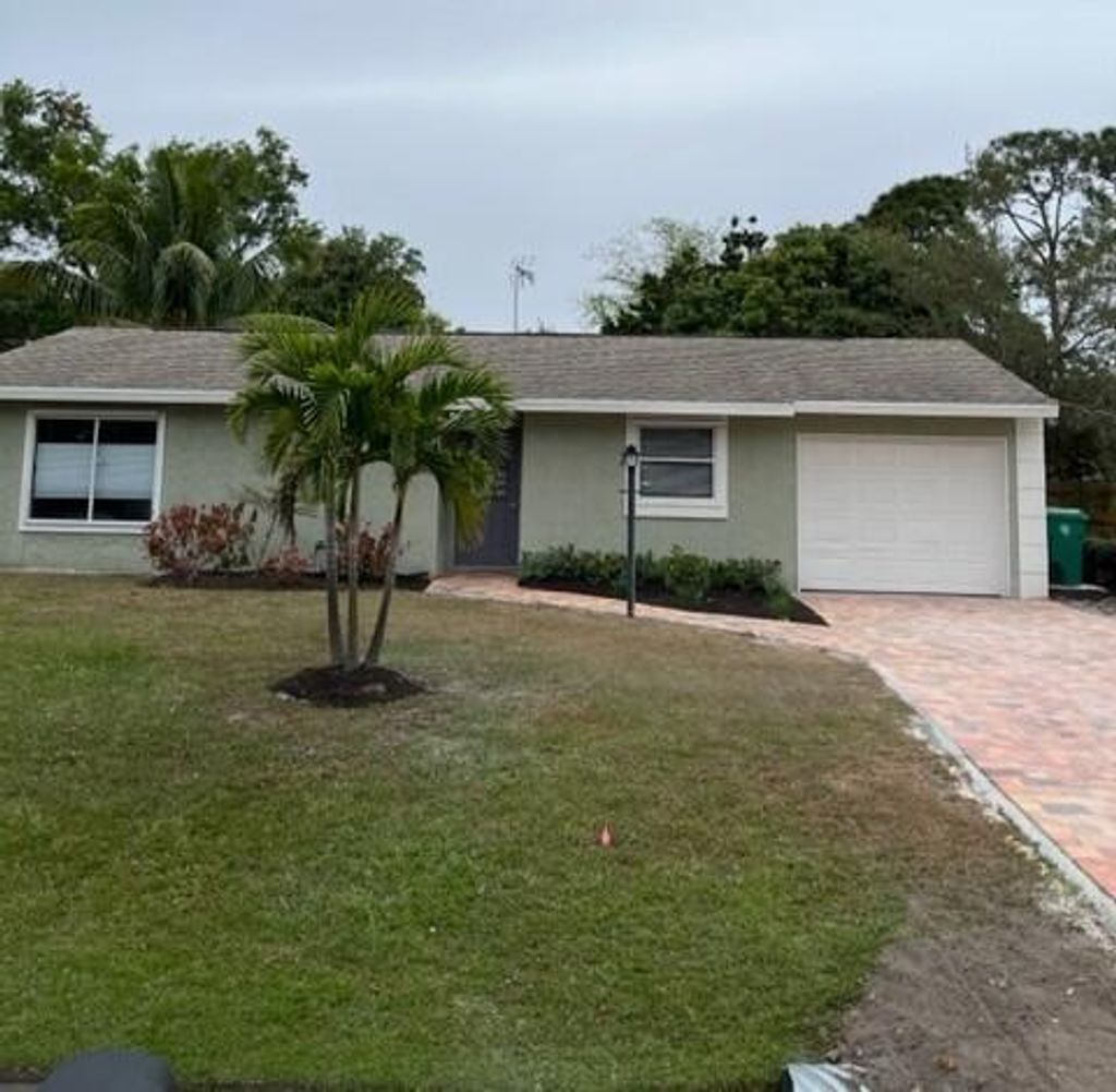 Photo of 509 SE Faith Terrace, Port St Lucie, FL 34953 (MLS # R10873979)