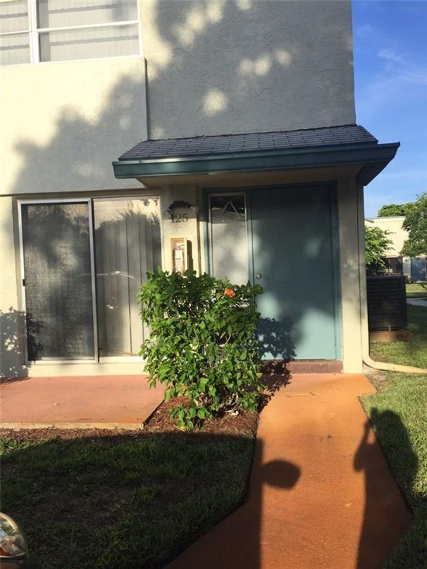 SPOTLESS TOWNHOUSE, WASHER AND DRYER INSIDE; BIG CONTERTOP WITH BAR OPENS TO THE LIVING ROOM. BIG SCREENED PATIO OVERLOOKS THE POOL AND THE TENNIS COURT. TILE THROUGHOUT. TWO ASSIGNED PARKING  SPACE RIGHT OUTSIDE YOUR DOOR. TWO PETS , DOGS STATE MAX COMBINED WEIGHT: 50 LBS. NO VISCOUS BREEDS ALLOWED OR VISCOUS BEHAVIOR TOLERATED. THIS IS A FIRPTA PROPERTY; AS PER SELLER  NO INVESTORS PLEASE.