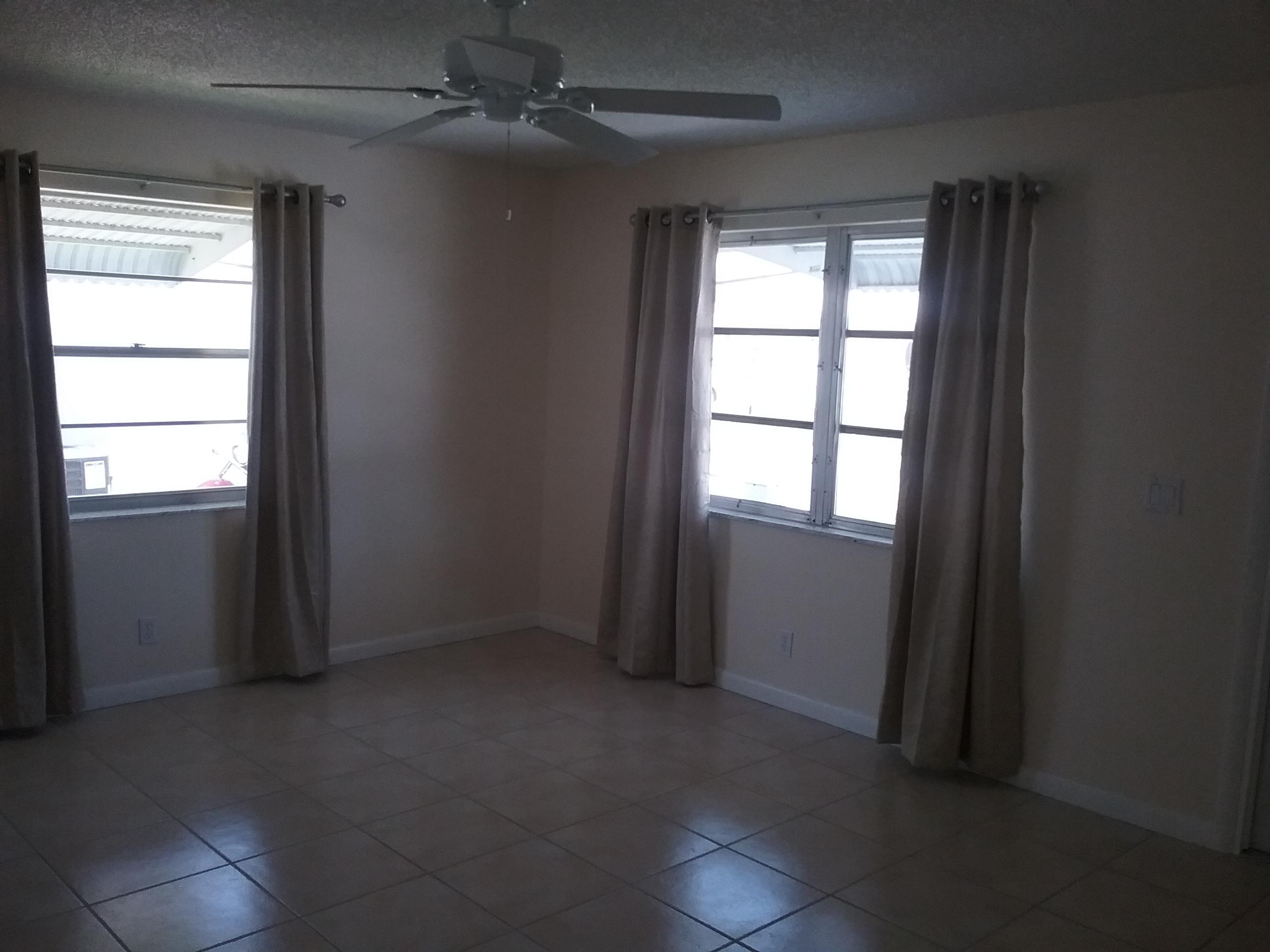 PALM BEACH LEISUREVILLE SEC 9 - Residential Lease