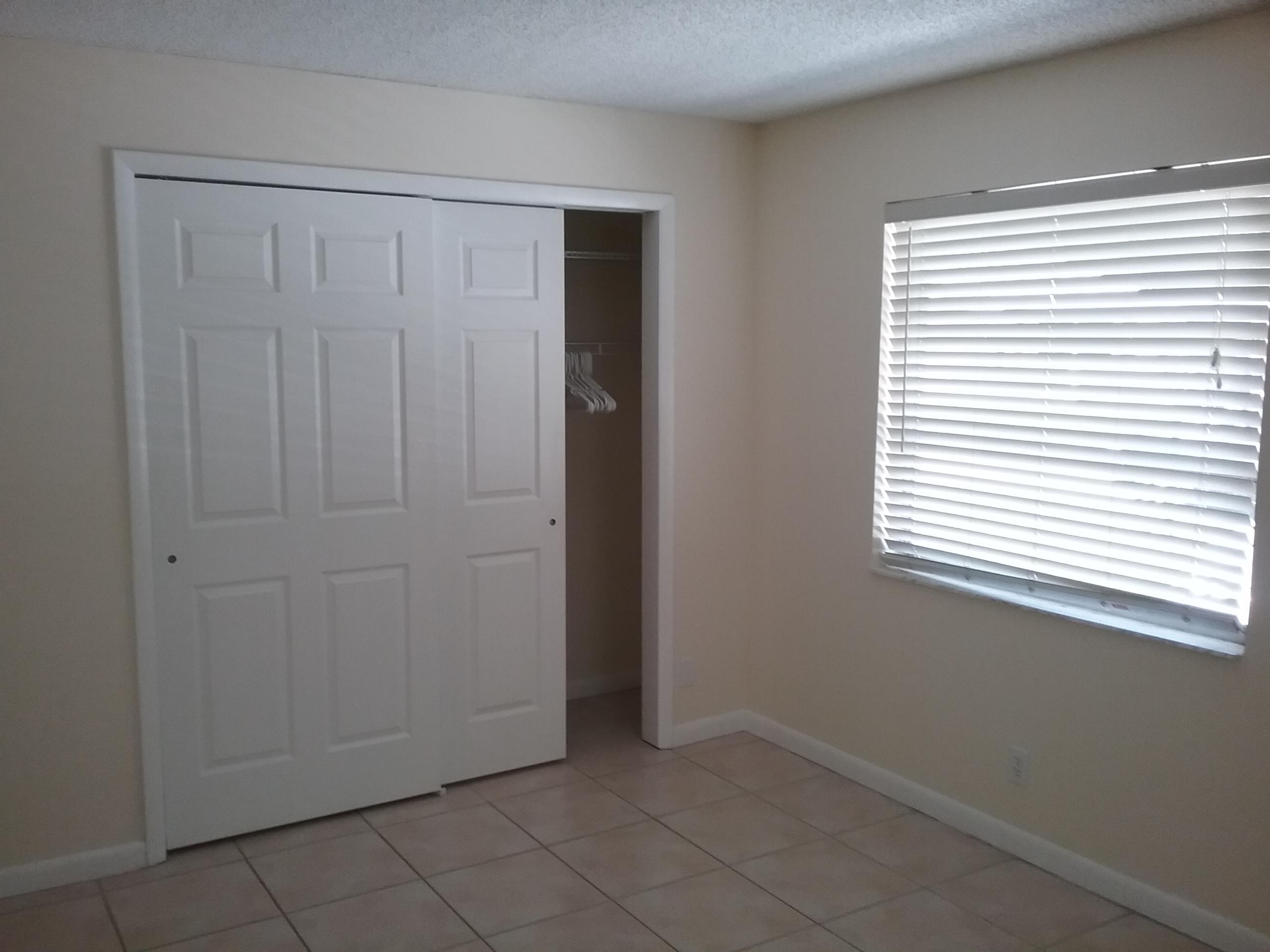 PALM BEACH LEISUREVILLE SEC 9 - Residential Lease