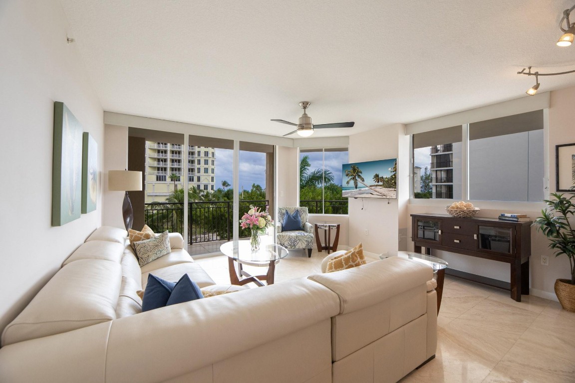 2001 N Ocean Boulevard 401