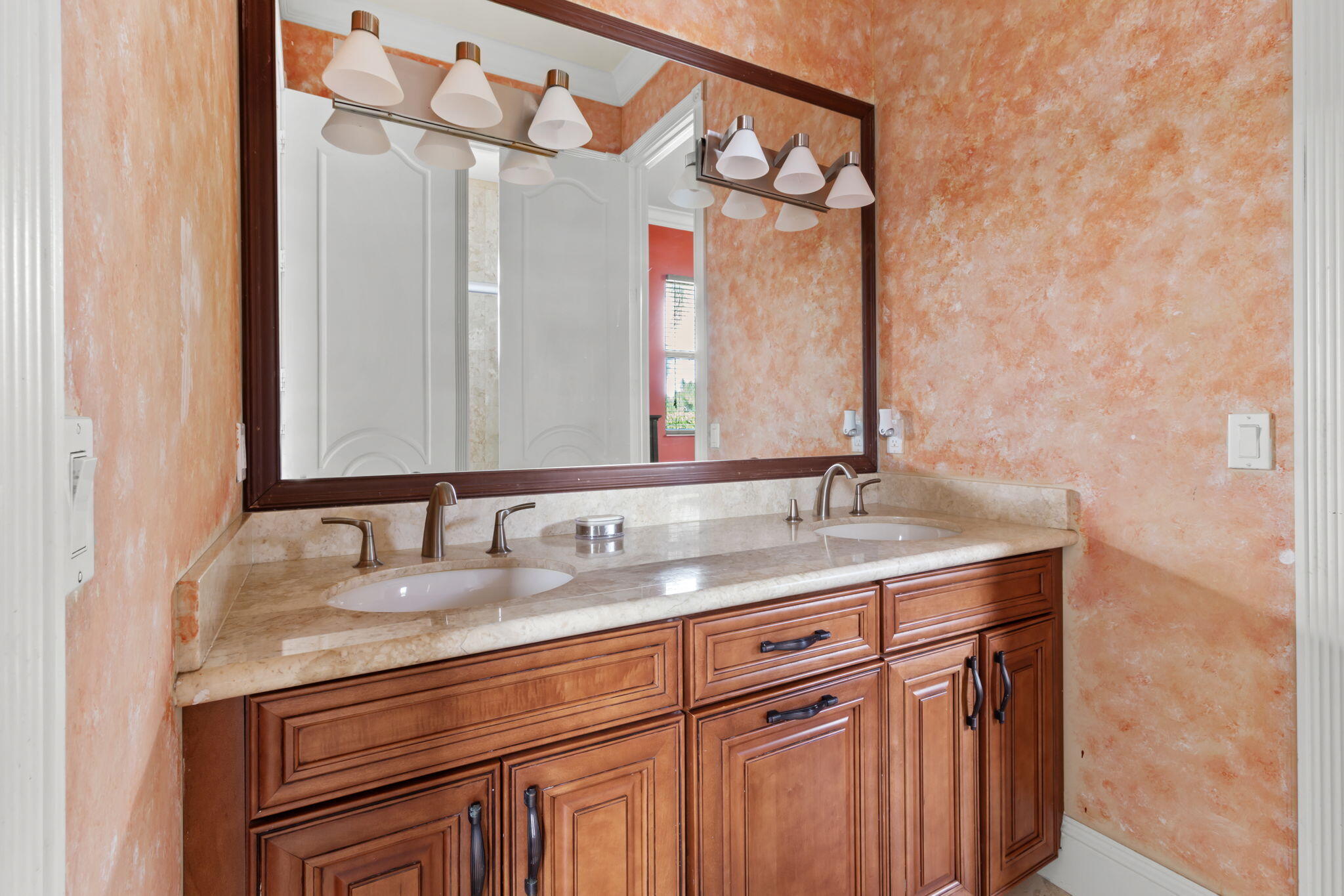 PINE TREE GOLF CLUB - Residential