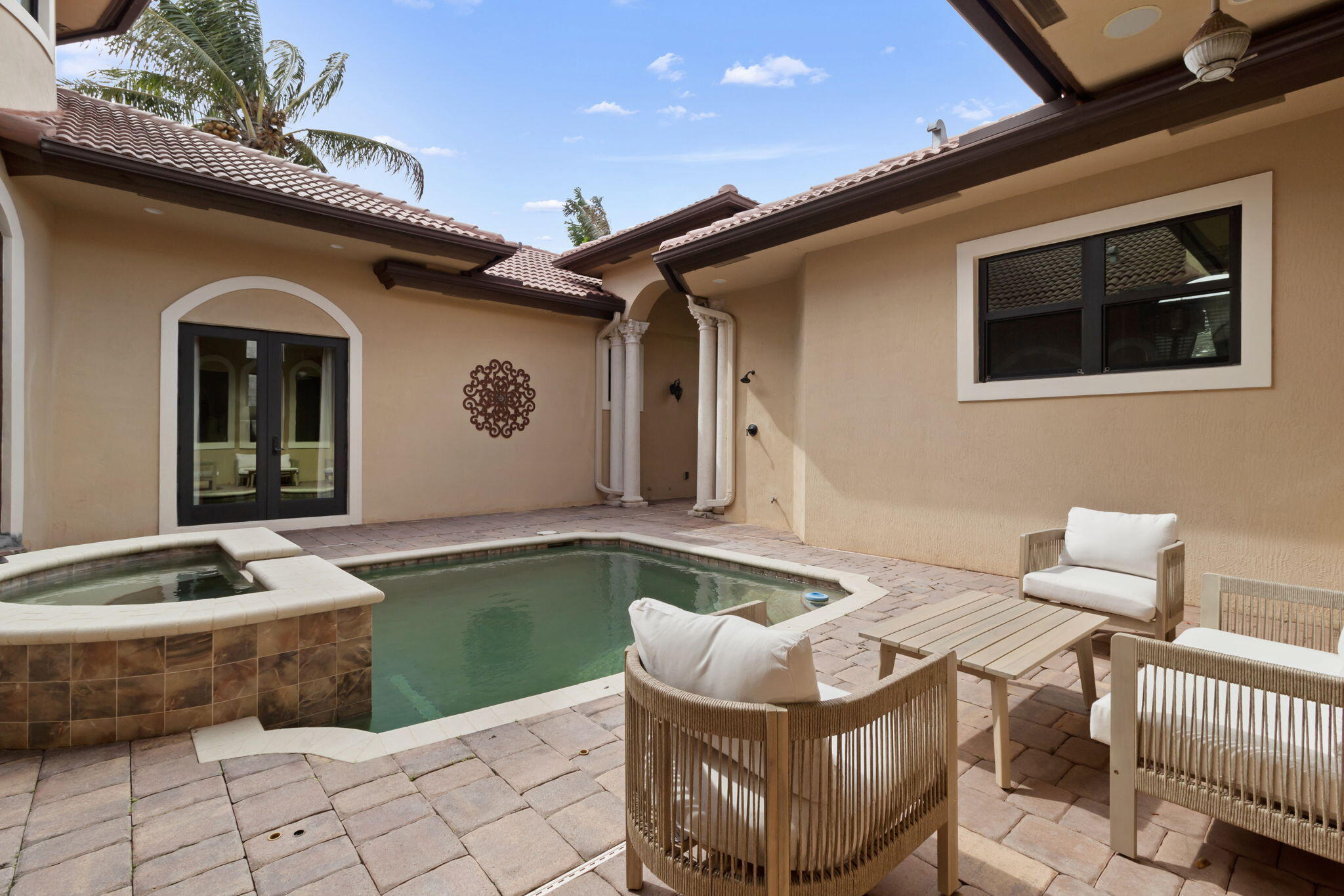 PINE TREE GOLF CLUB - Residential