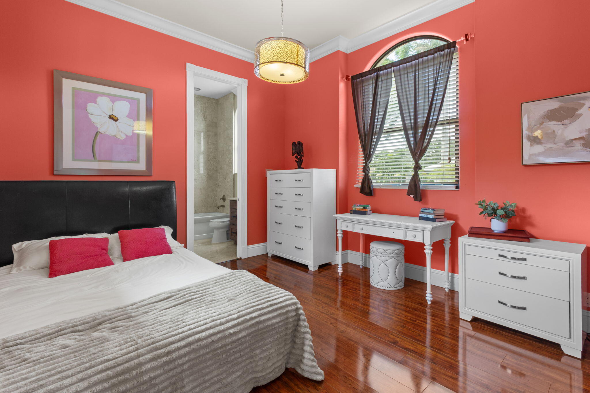 PINE TREE GOLF CLUB - Residential