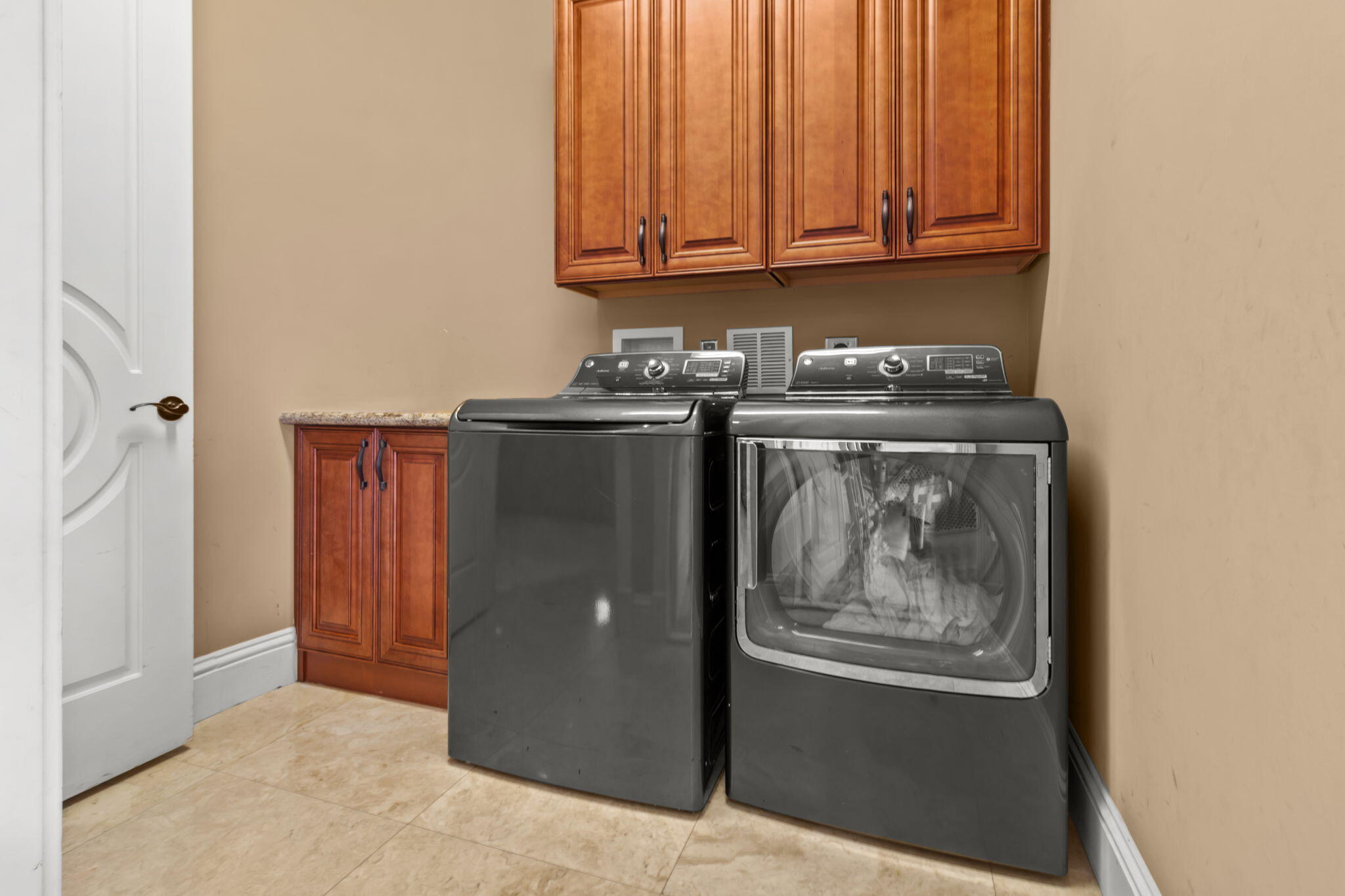 PINE TREE GOLF CLUB - Residential