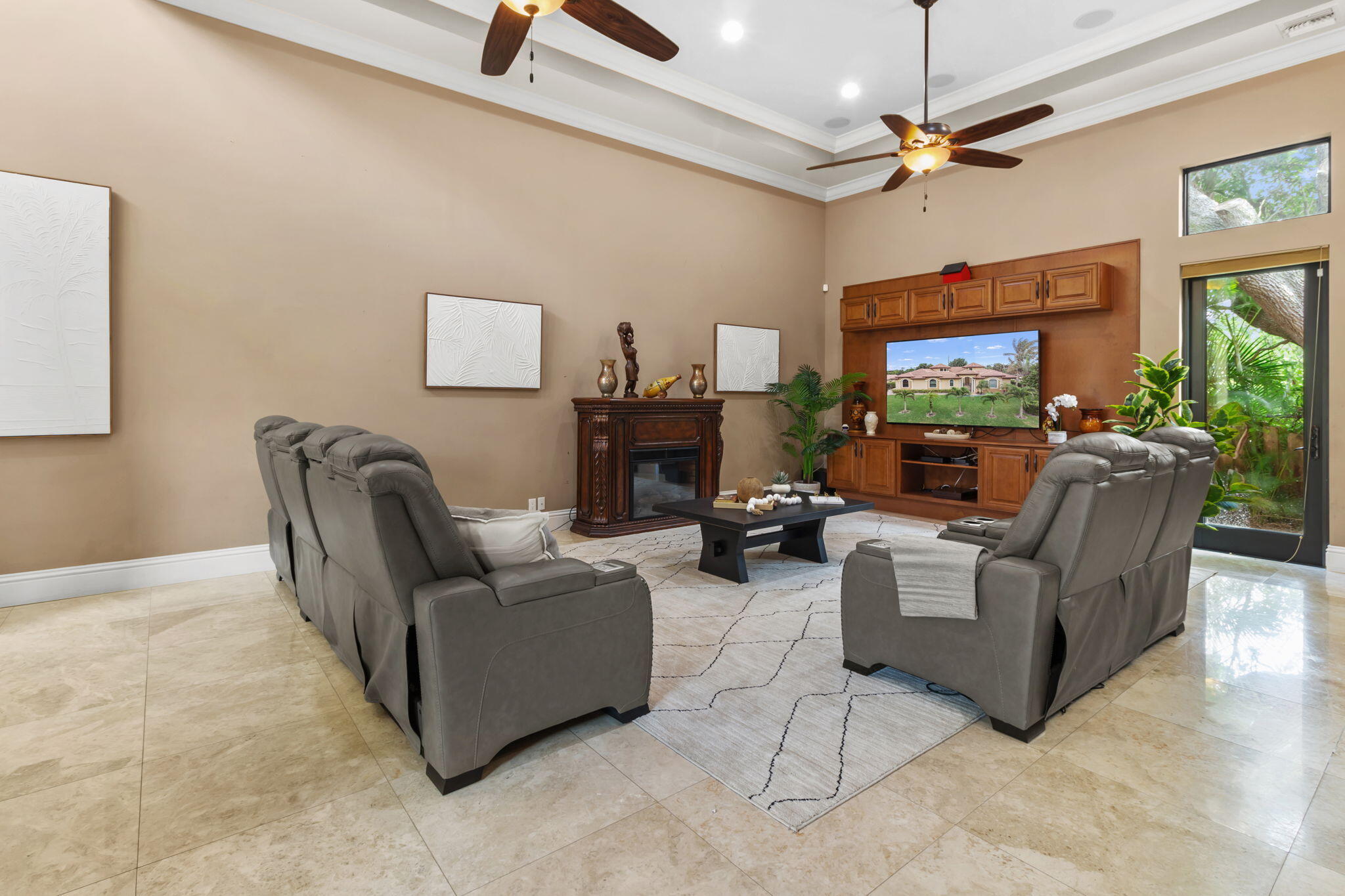 PINE TREE GOLF CLUB - Residential