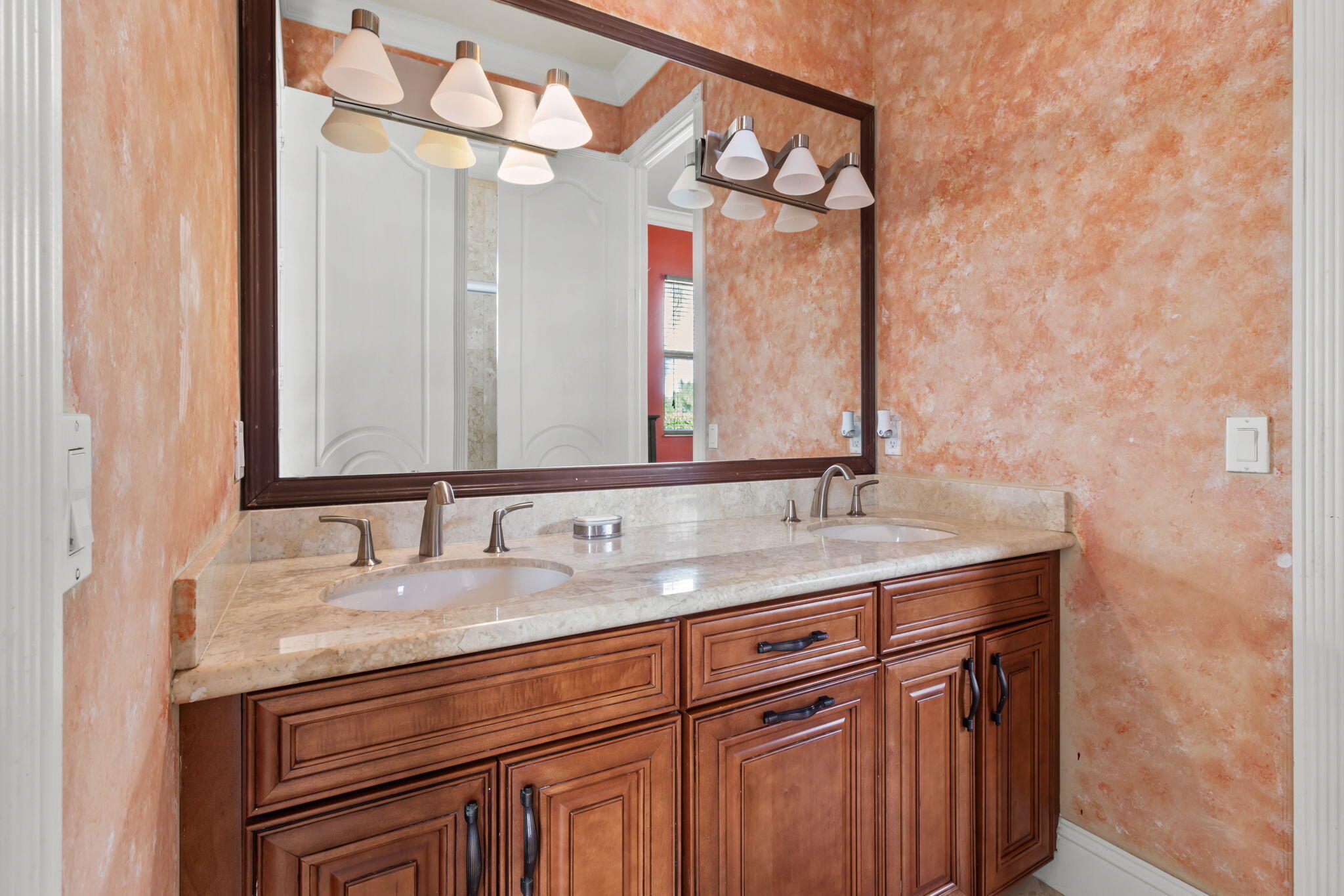 PINE TREE GOLF CLUB - Residential