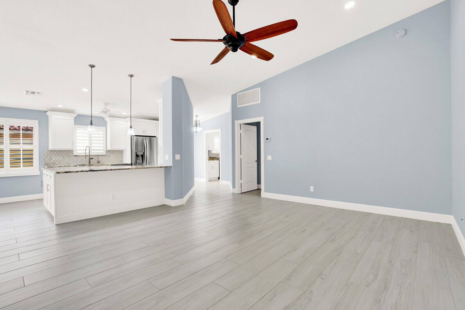 PARKSIDE AT MARTIN DOWNS - Residential