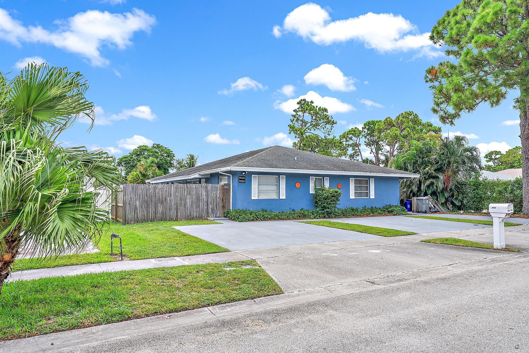 Photo 1 of 16 — 9050 E Highland Pines Boulevard, Palm Beach Gardens, FL 33418