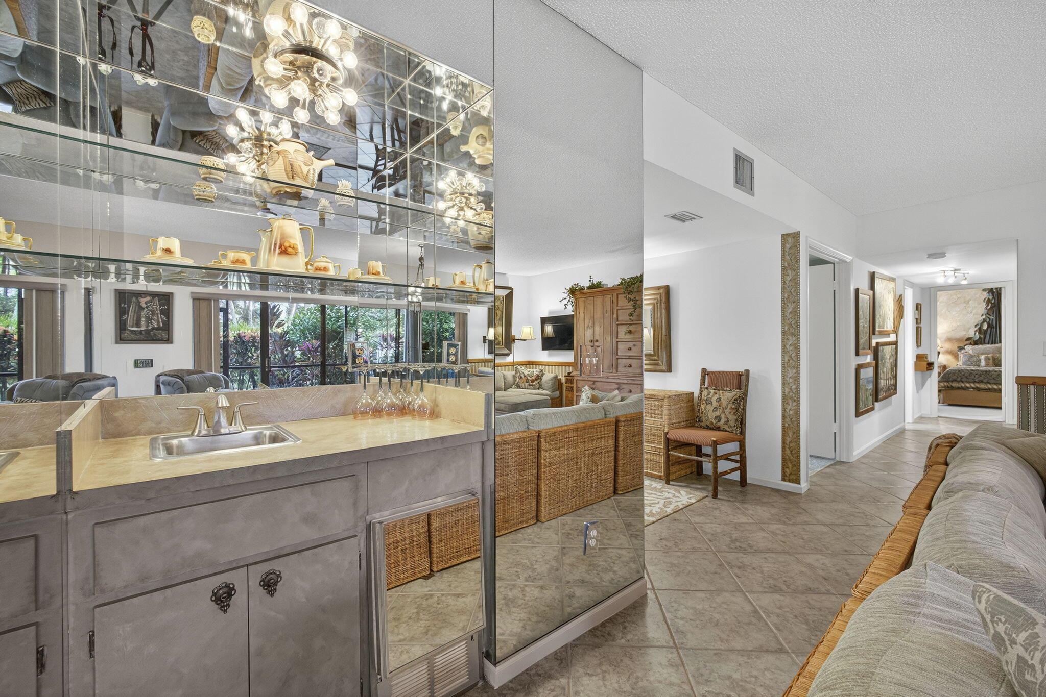 GOLF COTTAGES 2 CONDO - Residential