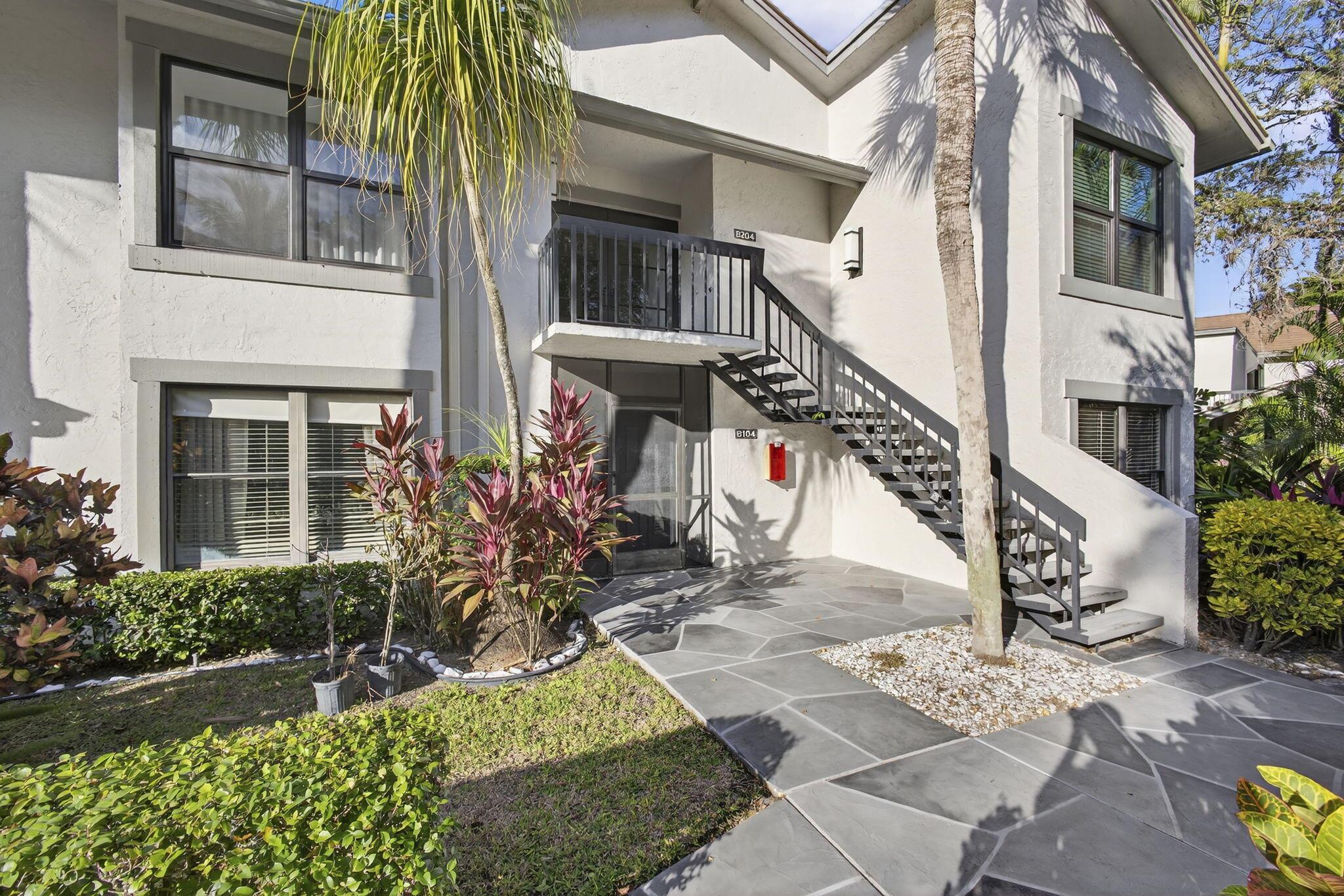 GOLF COTTAGES 2 CONDO - Residential