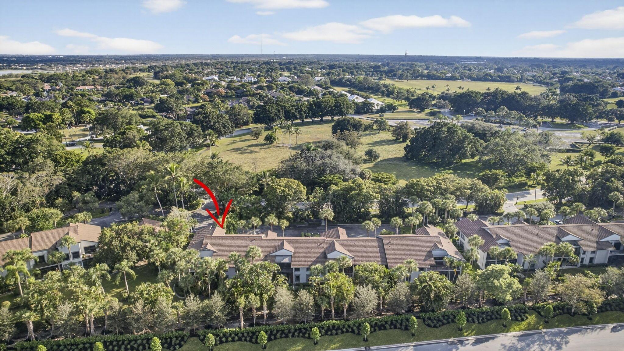 GOLF COTTAGES 2 CONDO - Residential