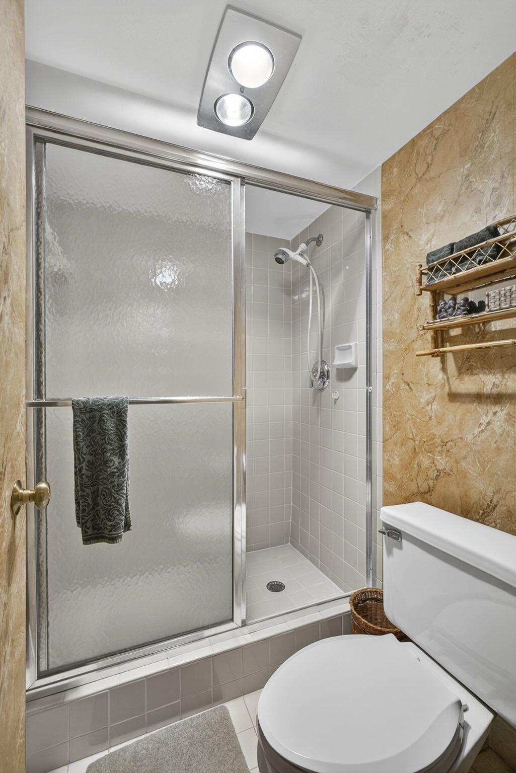 GOLF COTTAGES 2 CONDO - Residential