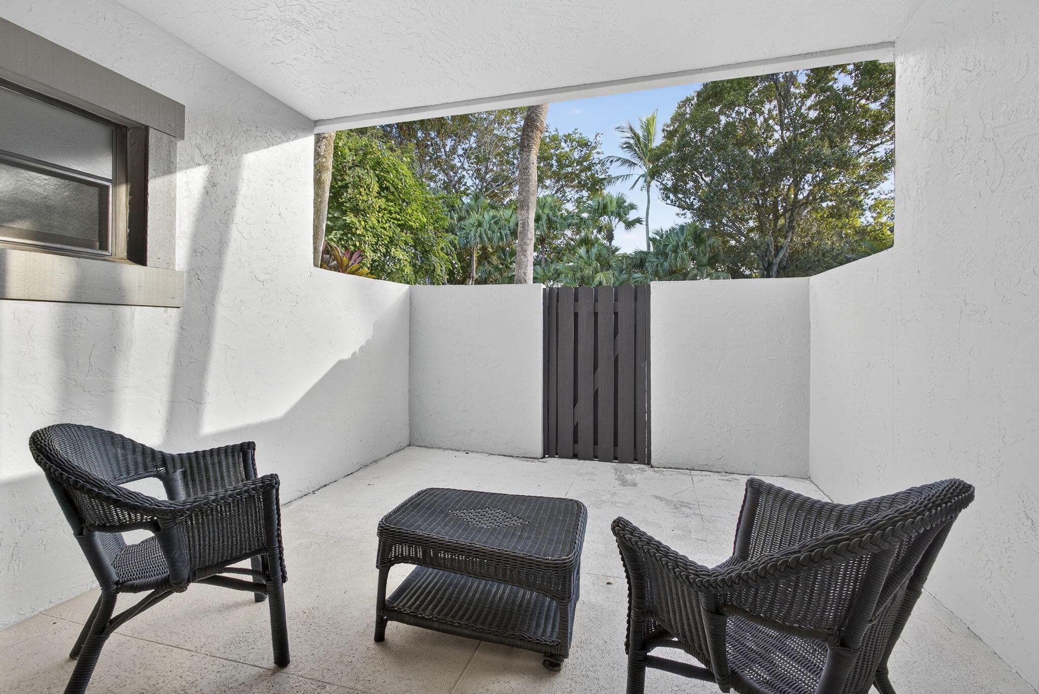 GOLF COTTAGES 2 CONDO - Residential