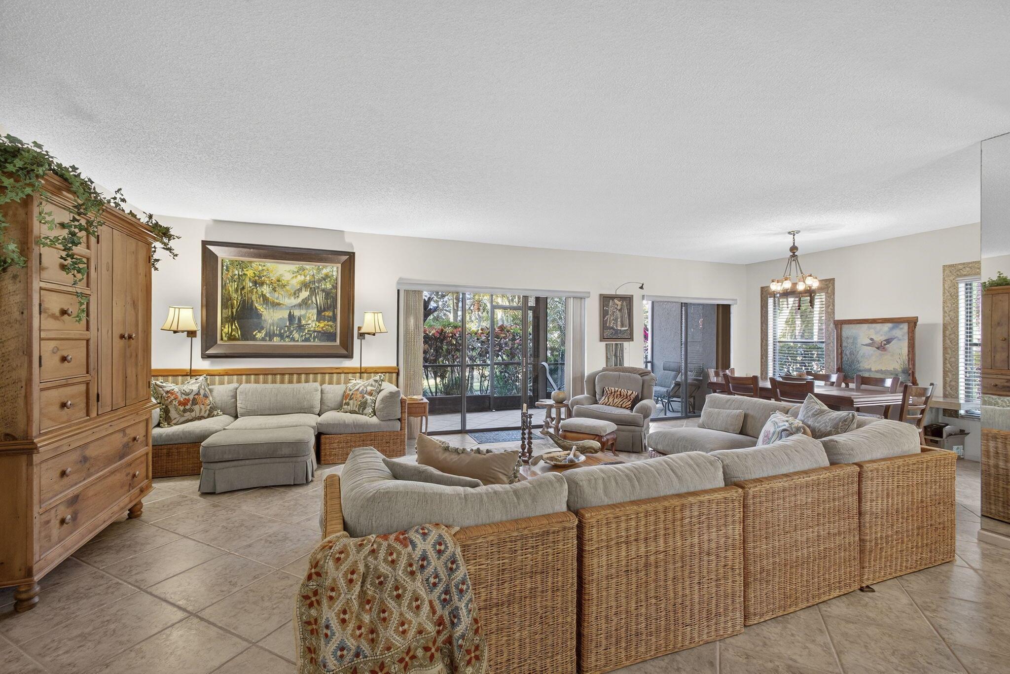 GOLF COTTAGES 2 CONDO - Residential