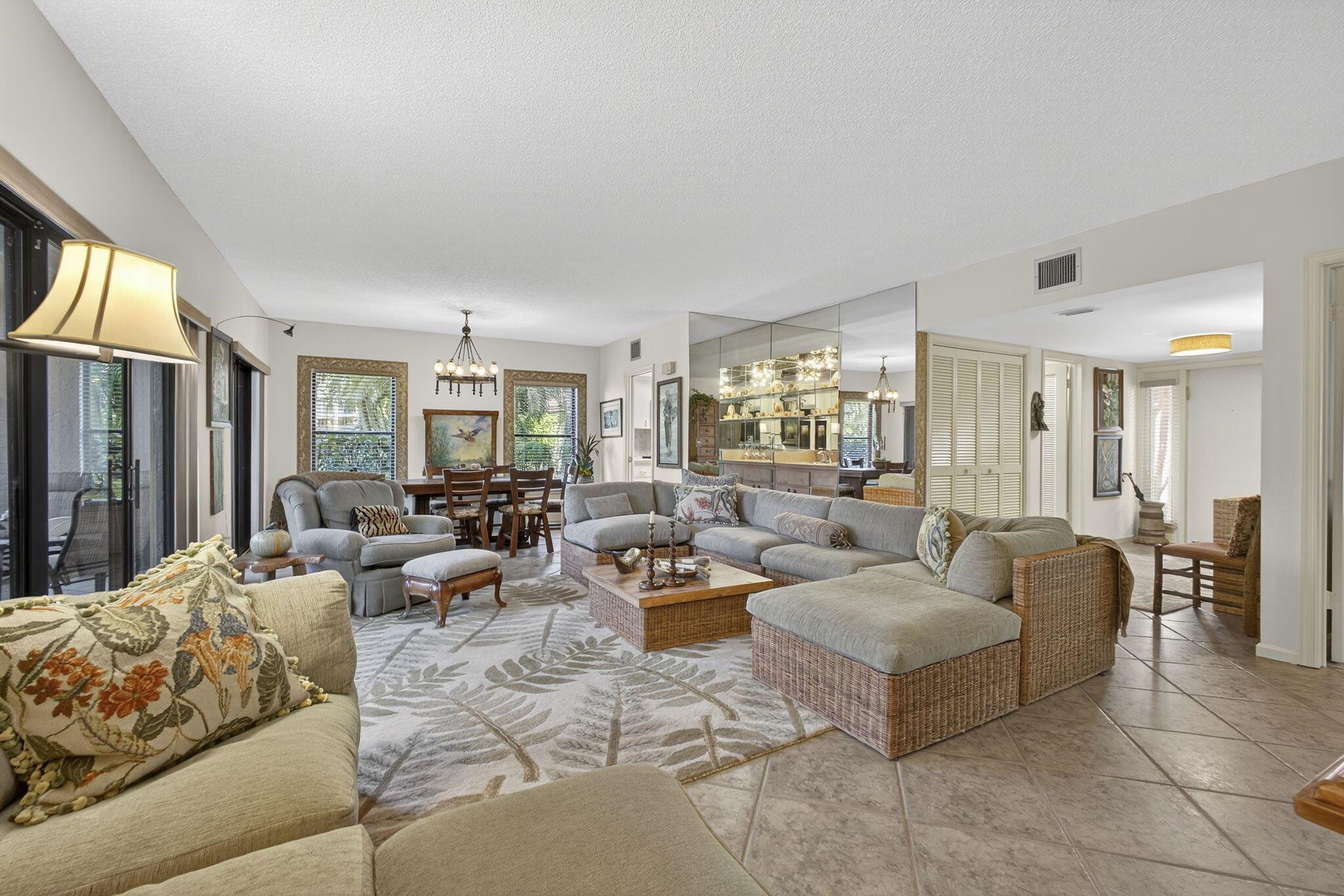 GOLF COTTAGES 2 CONDO - Residential