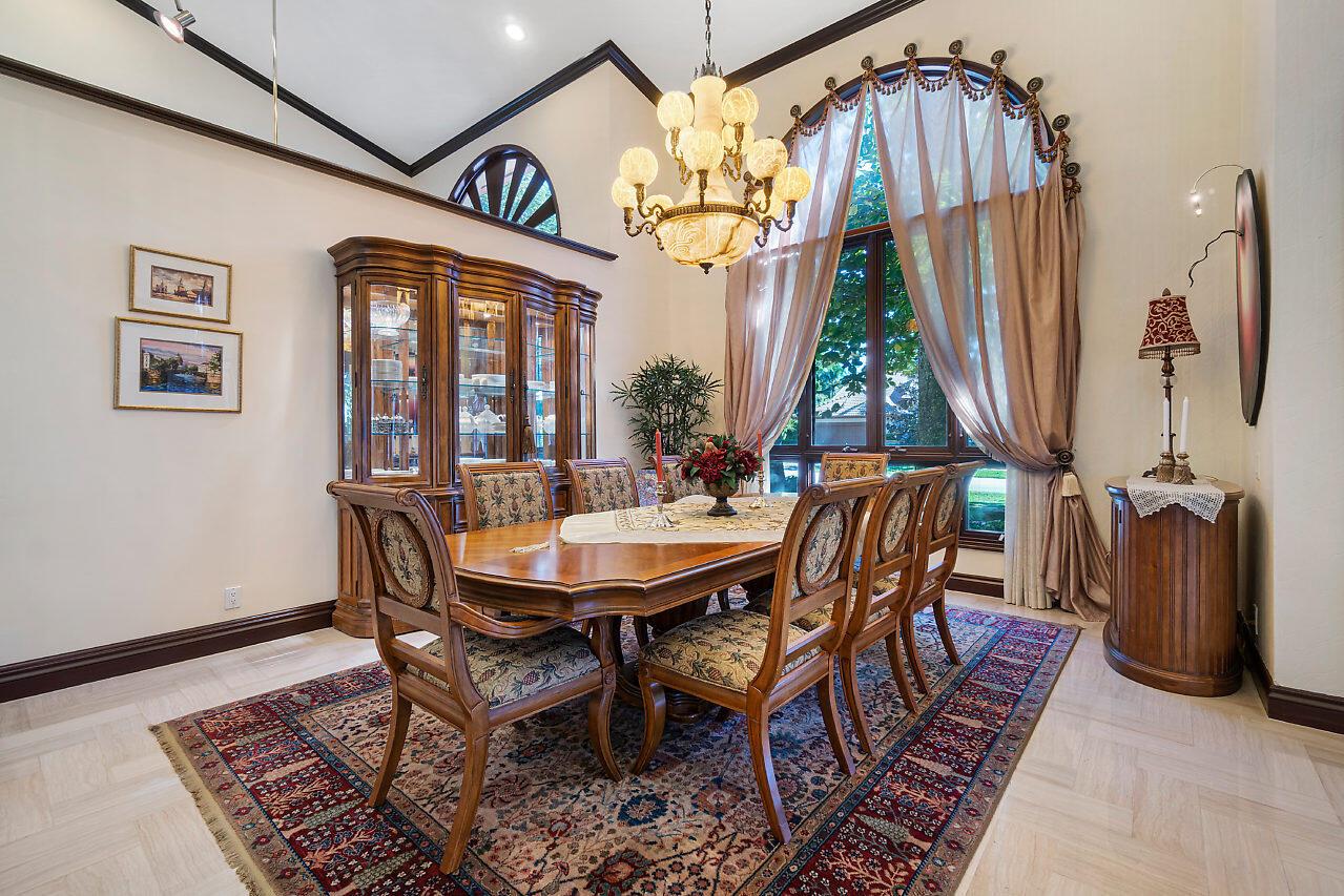 WOODFIELD HUNT CLUB II - Residential Lease