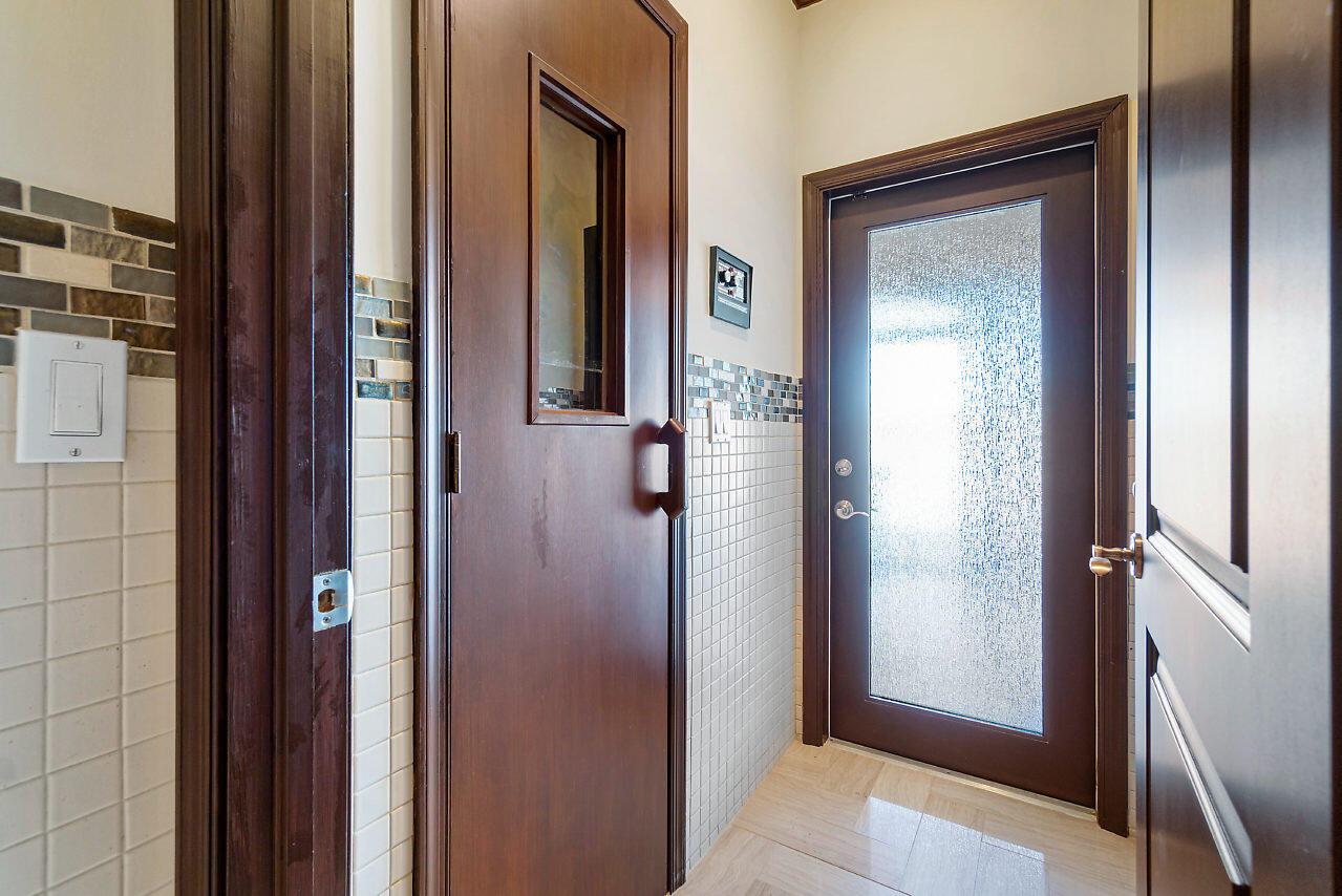 WOODFIELD HUNT CLUB II - Residential Lease