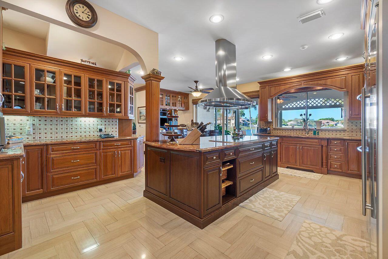WOODFIELD HUNT CLUB II - Residential Lease