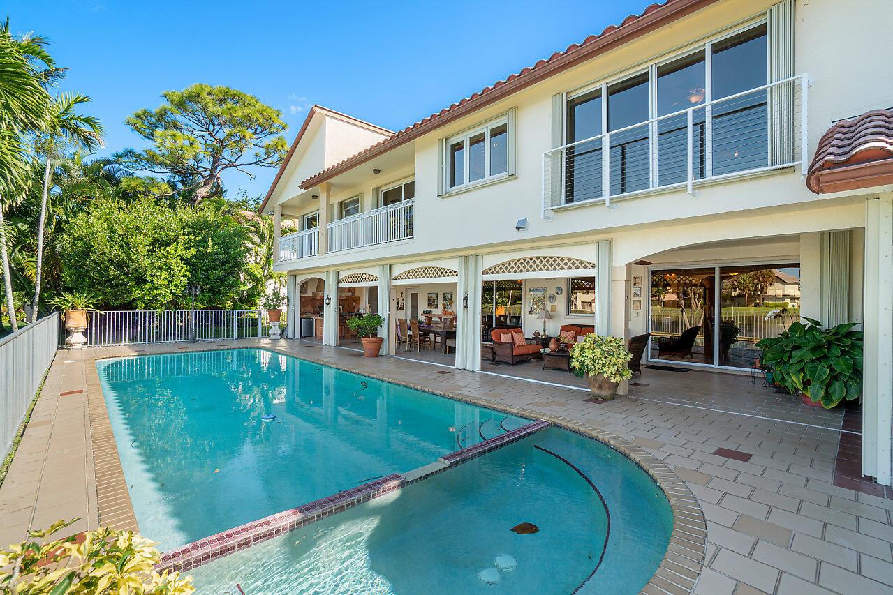 WOODFIELD HUNT CLUB II - Residential Lease