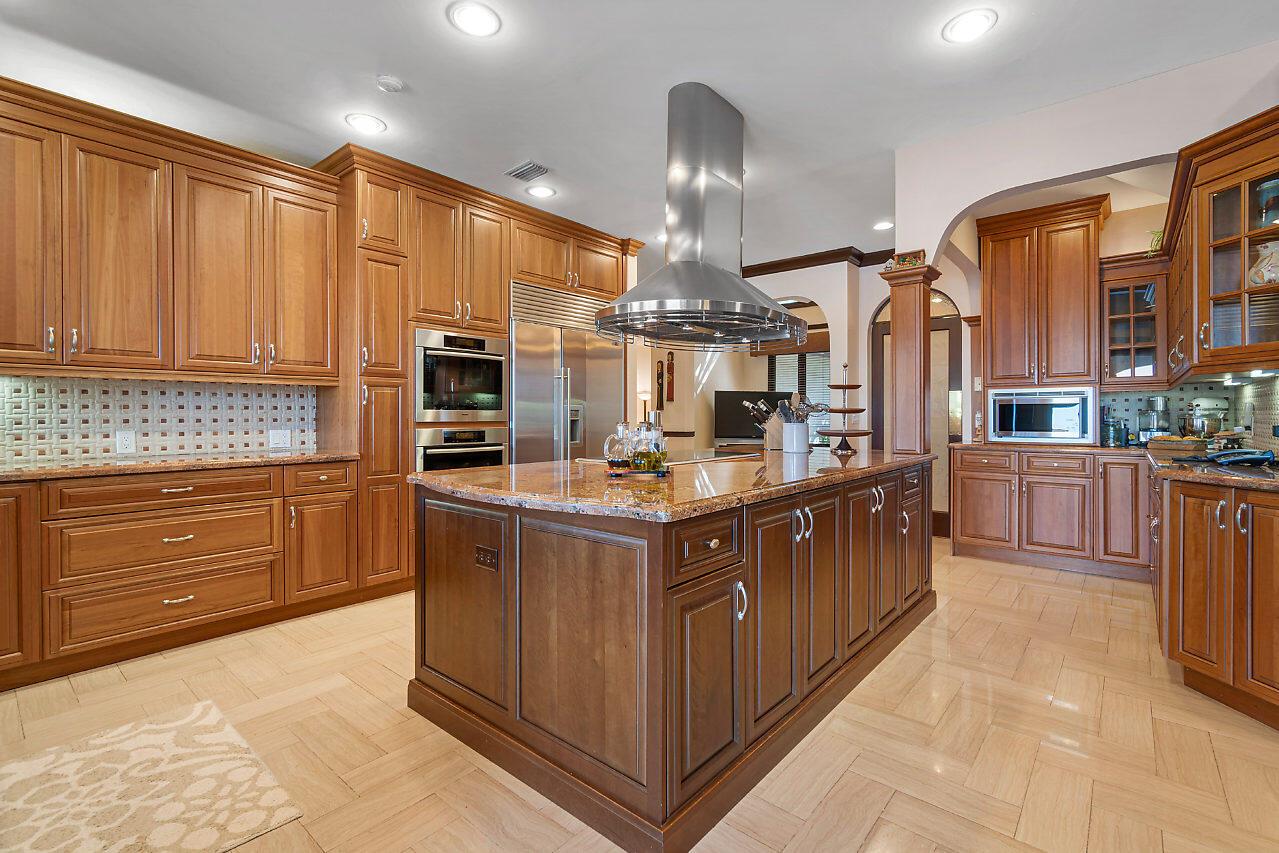 WOODFIELD HUNT CLUB II - Residential Lease