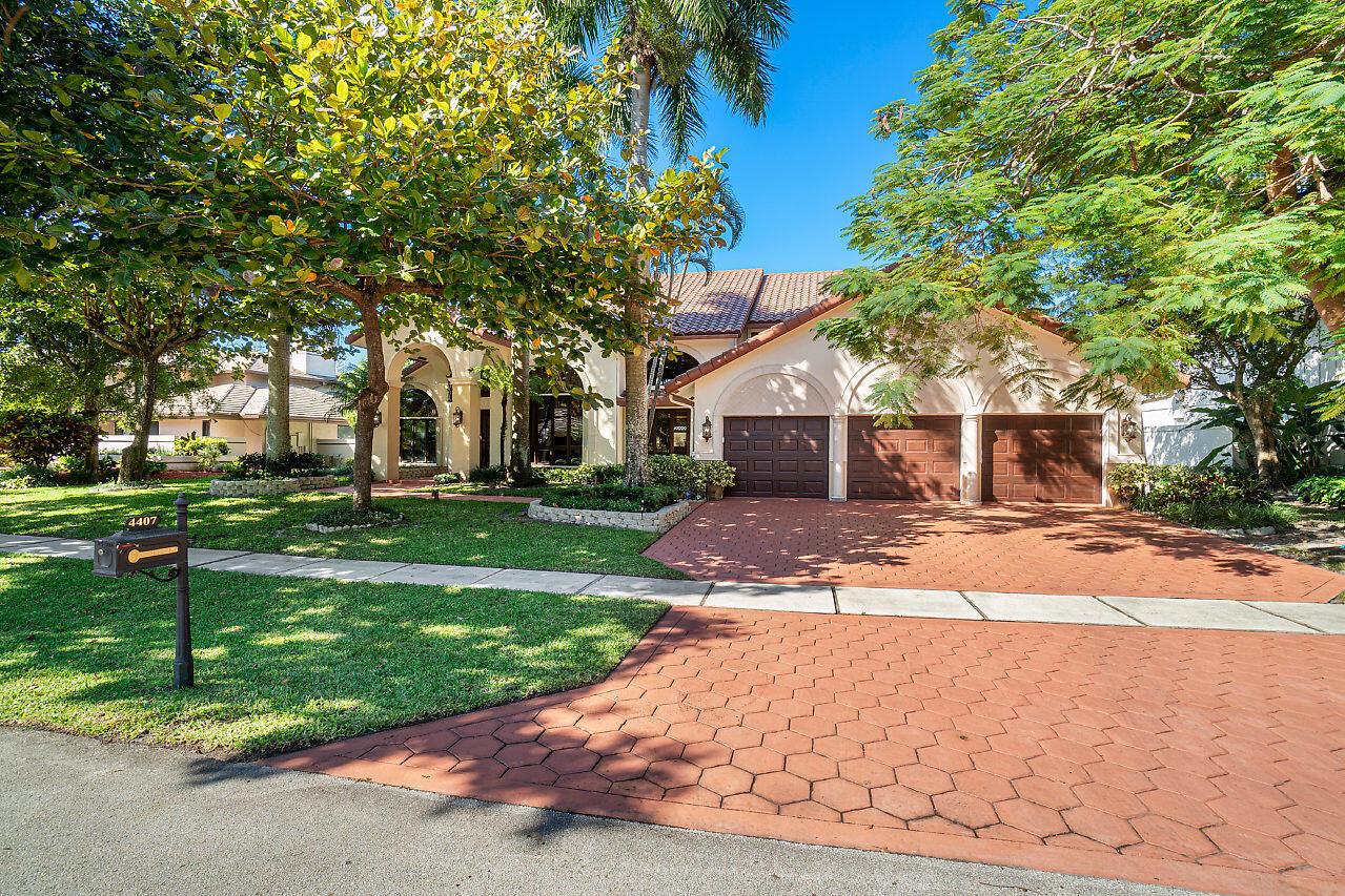 WOODFIELD HUNT CLUB II - Residential Lease