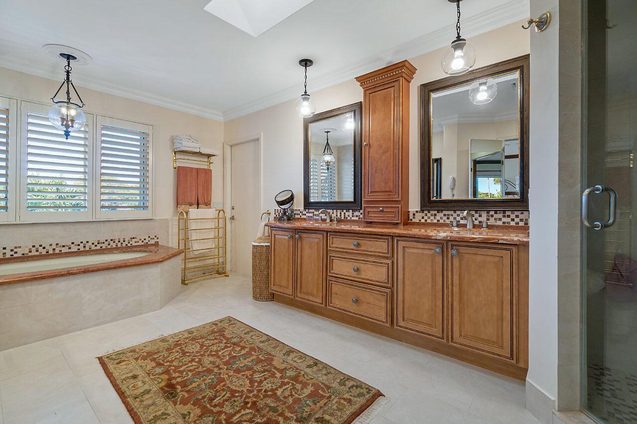 WOODFIELD HUNT CLUB II - Residential Lease