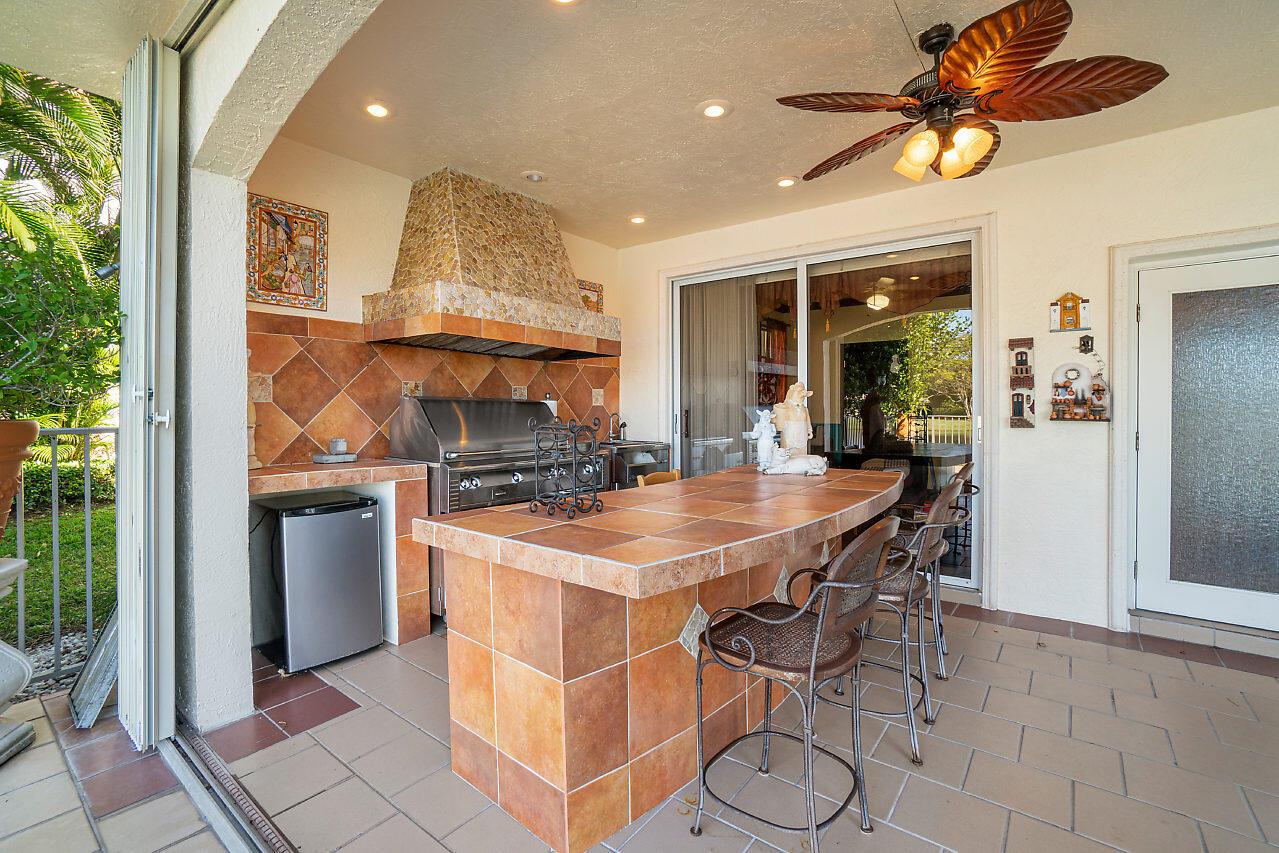 WOODFIELD HUNT CLUB II - Residential Lease