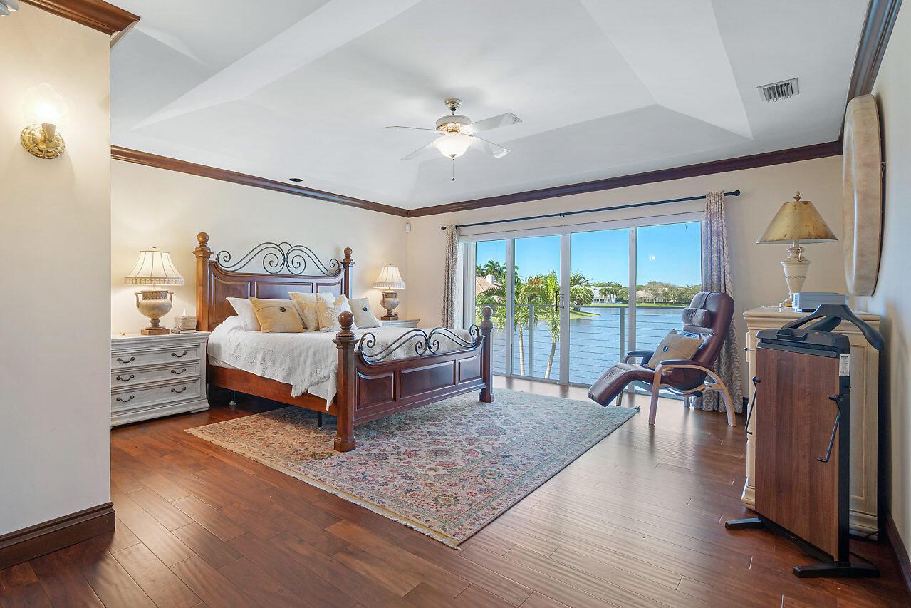 WOODFIELD HUNT CLUB II - Residential Lease
