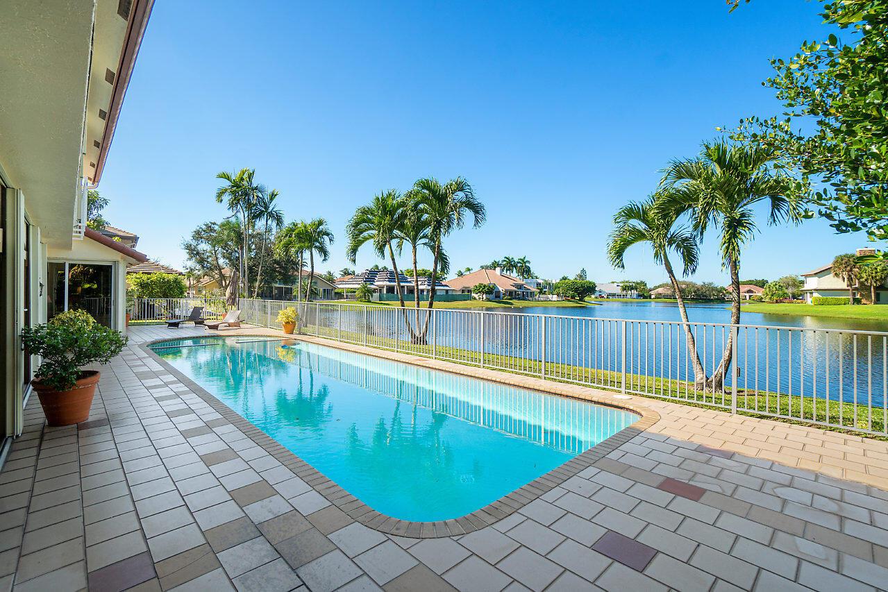 WOODFIELD HUNT CLUB II - Residential Lease