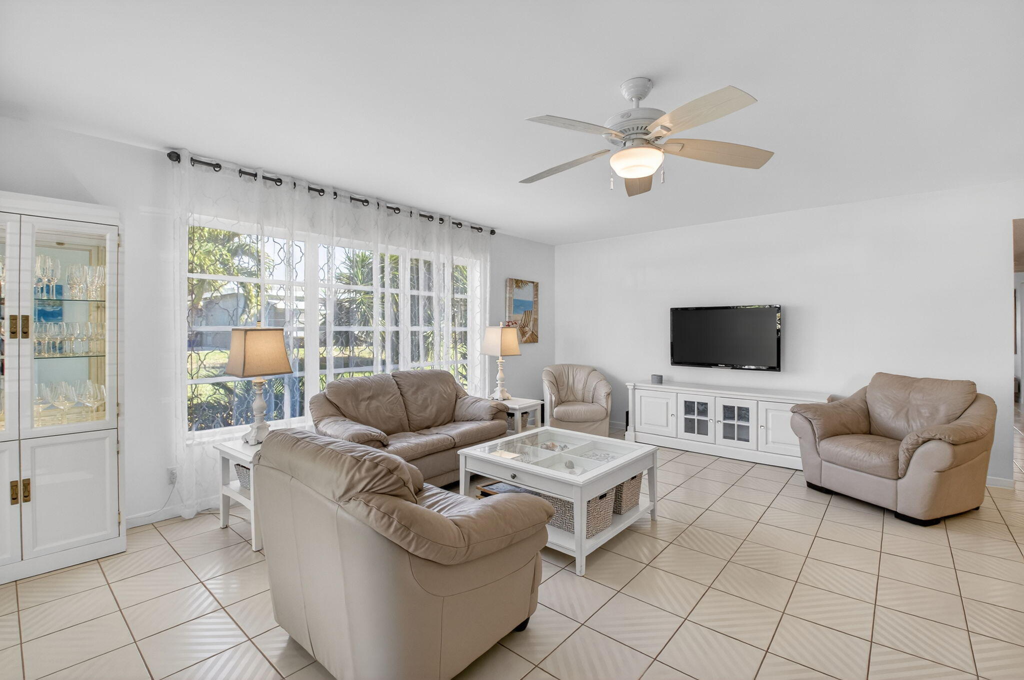 HIGH POINT OF DELRAY BEACH COND SEC III - Residential