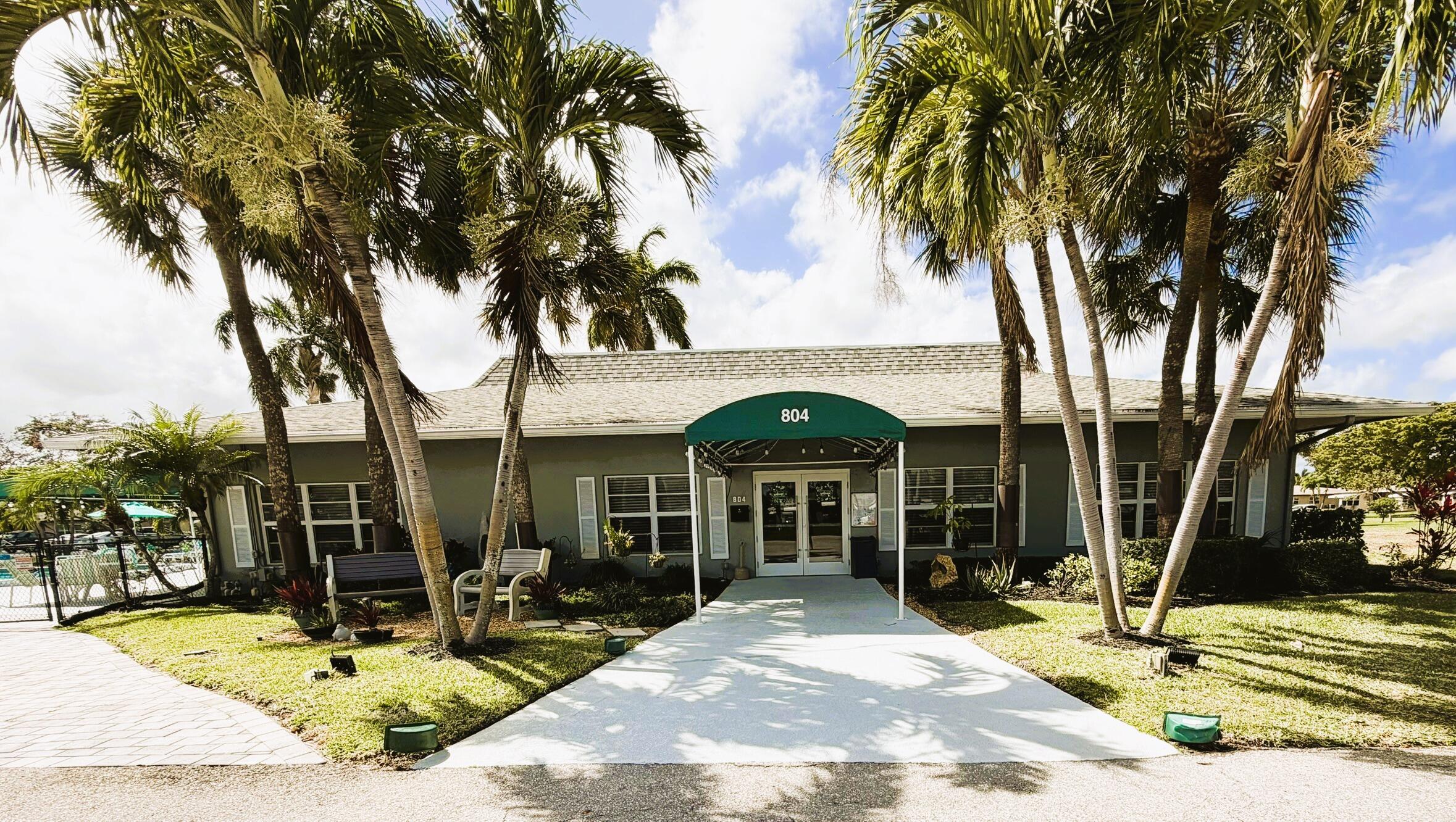 HIGH POINT OF DELRAY BEACH COND SEC III - Residential