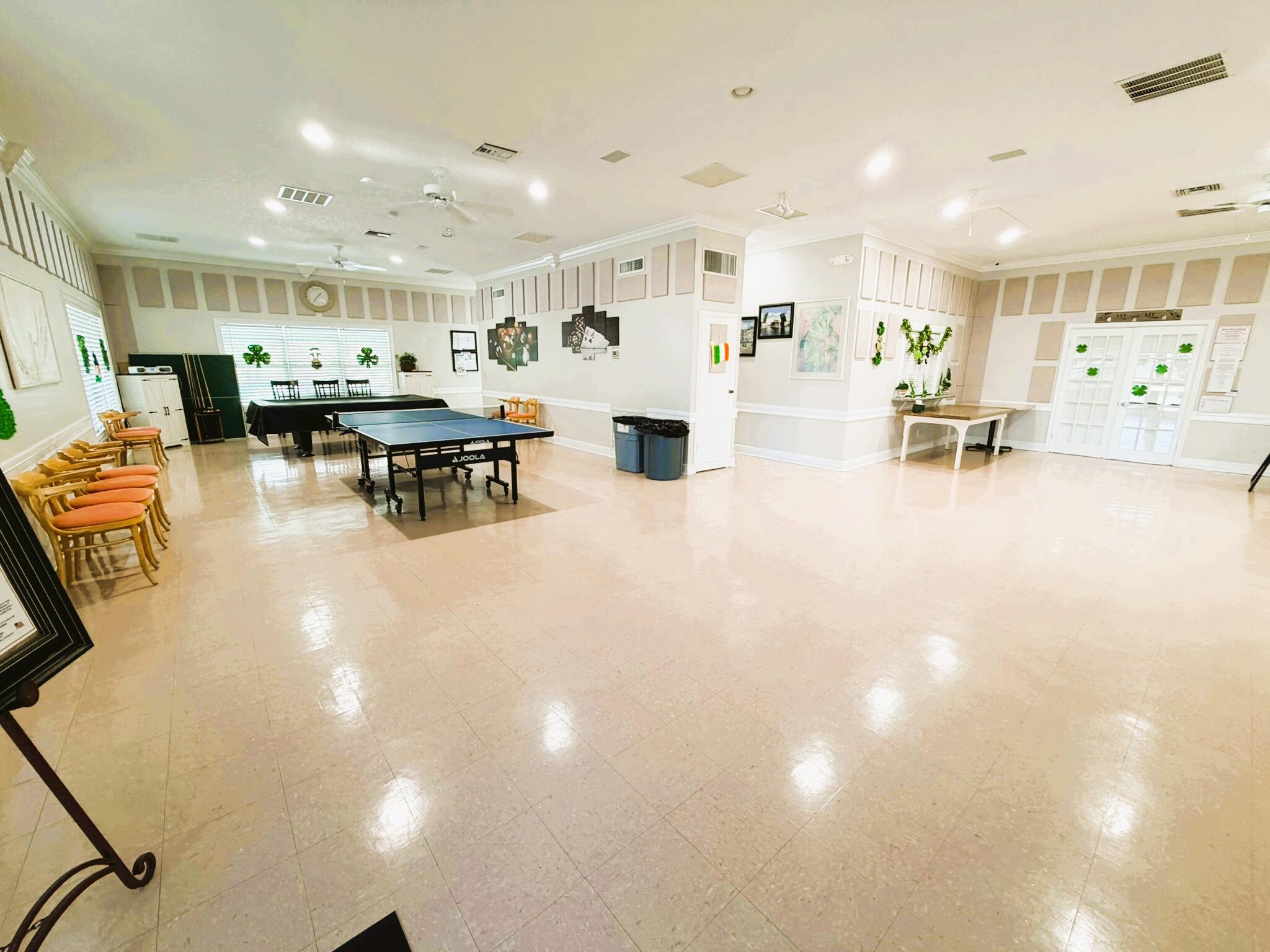 HIGH POINT OF DELRAY BEACH COND SEC III - Residential