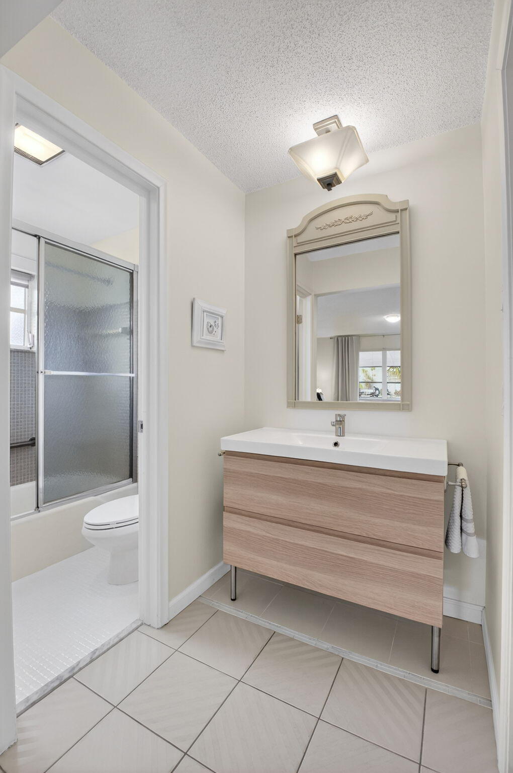 HIGH POINT OF DELRAY BEACH COND SEC III - Residential