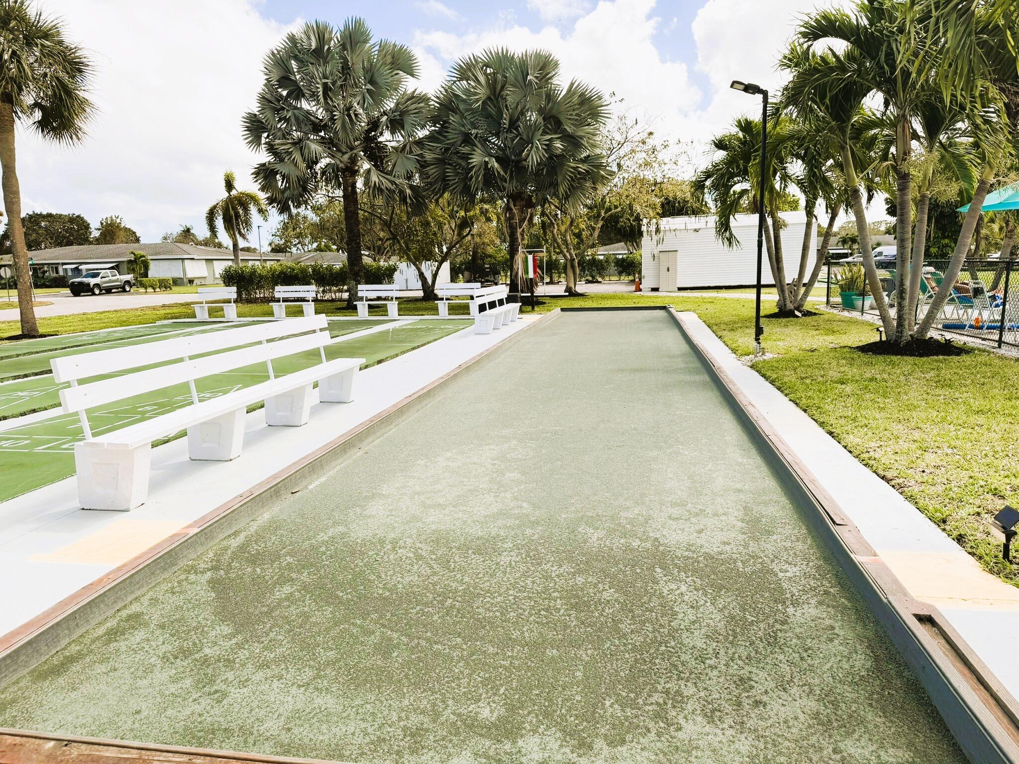 HIGH POINT OF DELRAY BEACH COND SEC III - Residential