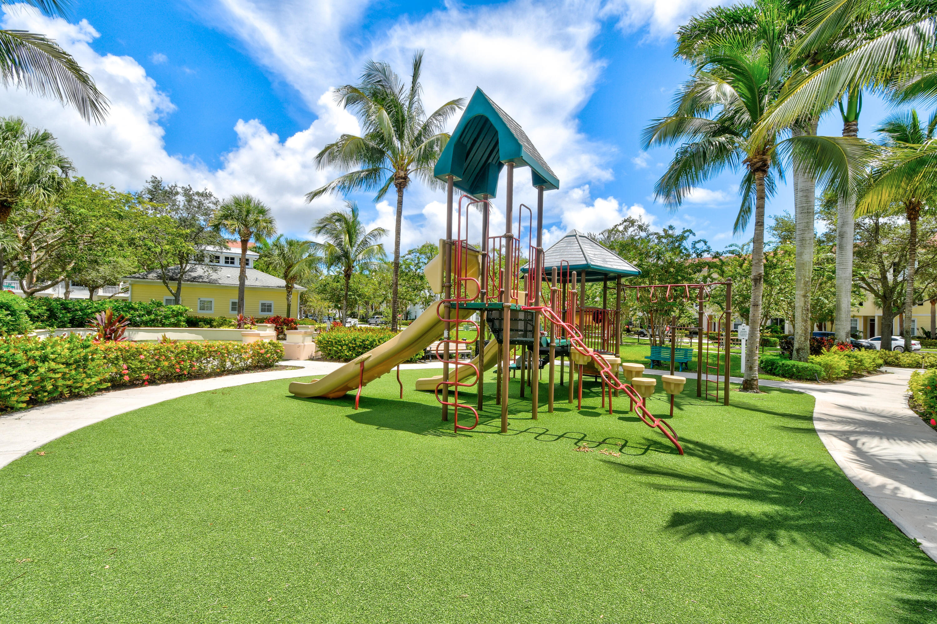 SOMERSET AT ABACOA CONDO - Residential Lease