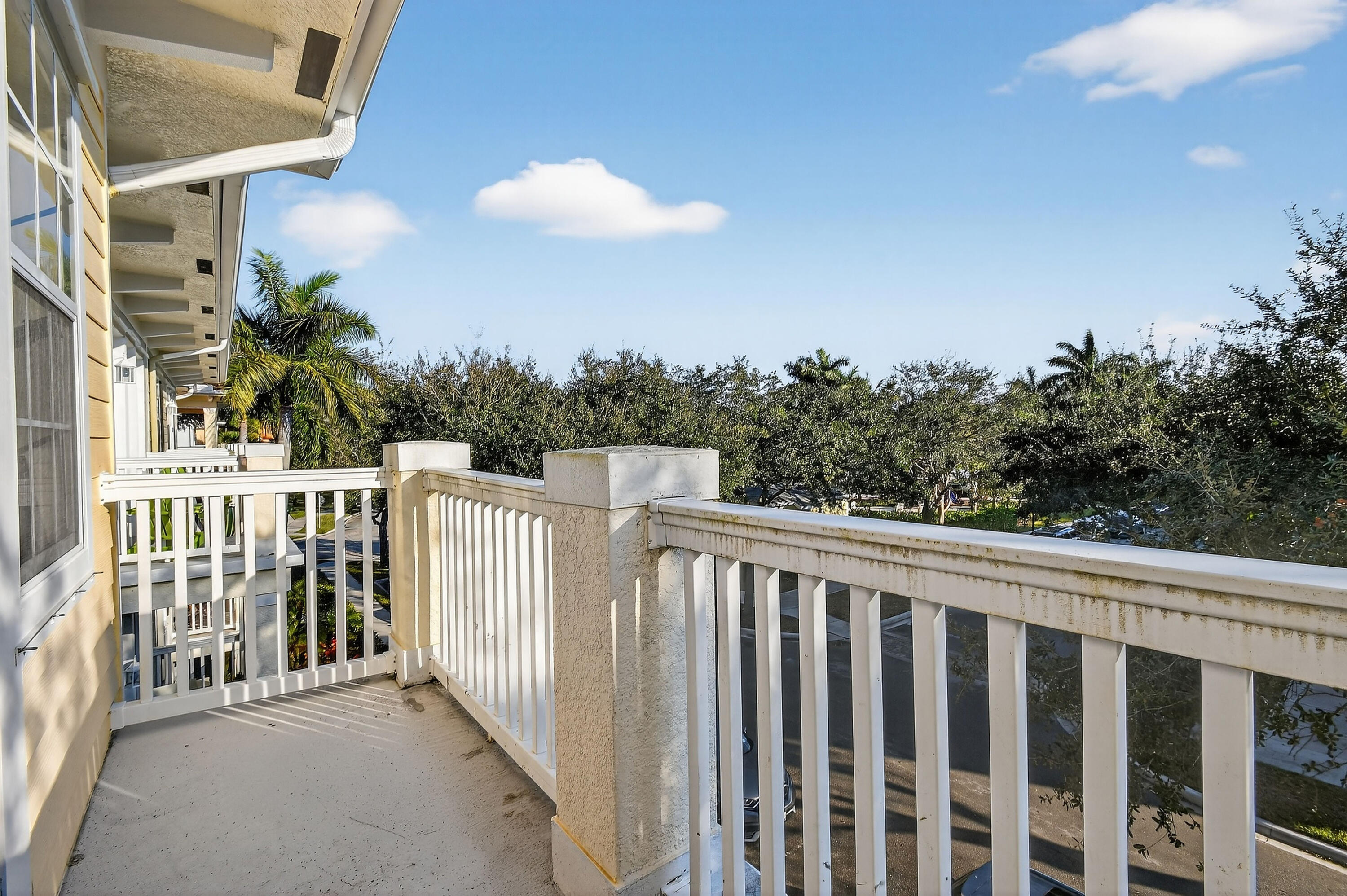 SOMERSET AT ABACOA CONDO - Residential Lease