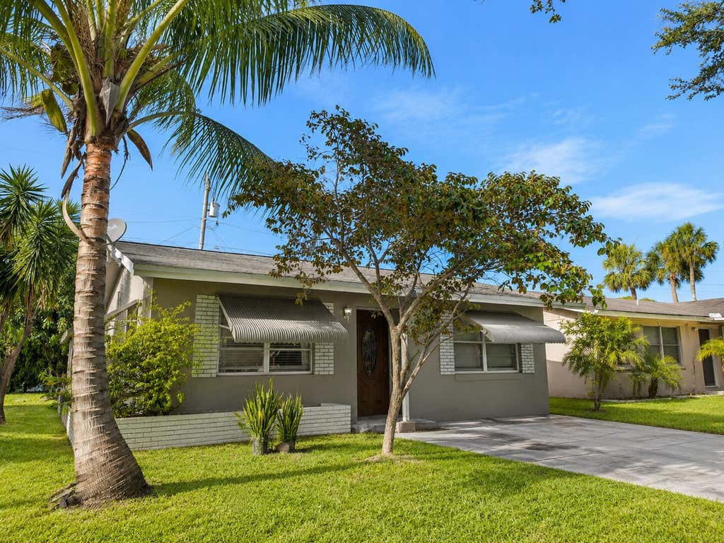 Photo of 2603 NW 54TH Street, Tamarac, FL 33309 (MLS # B26064798)