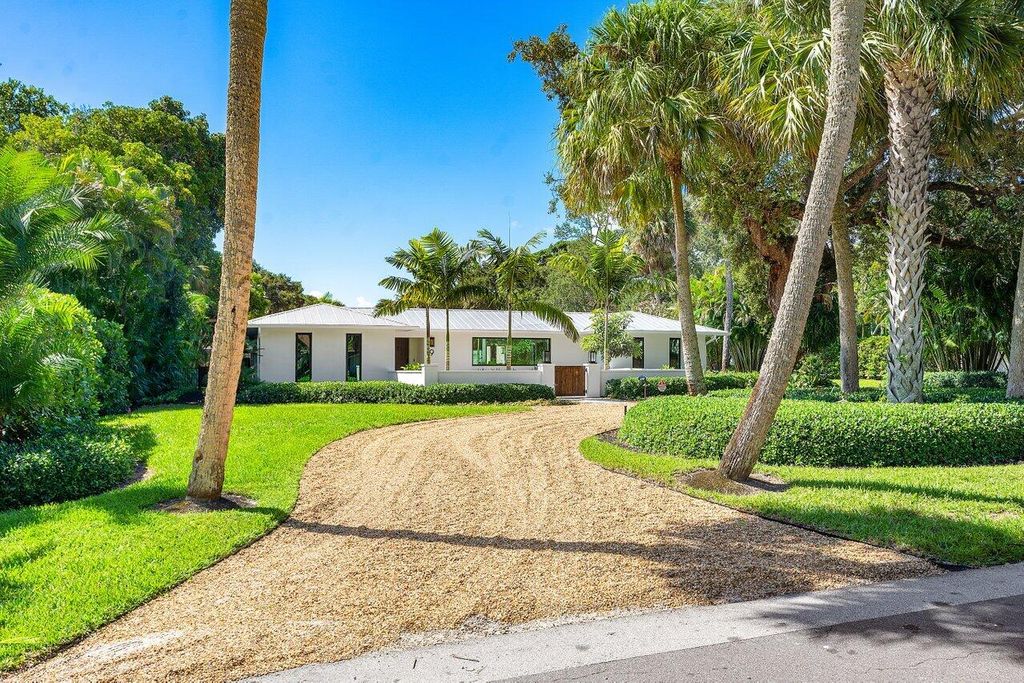 Photo of 9 Mandalay Road, Sewalls Point, FL 34996 (MLS # R11022839)